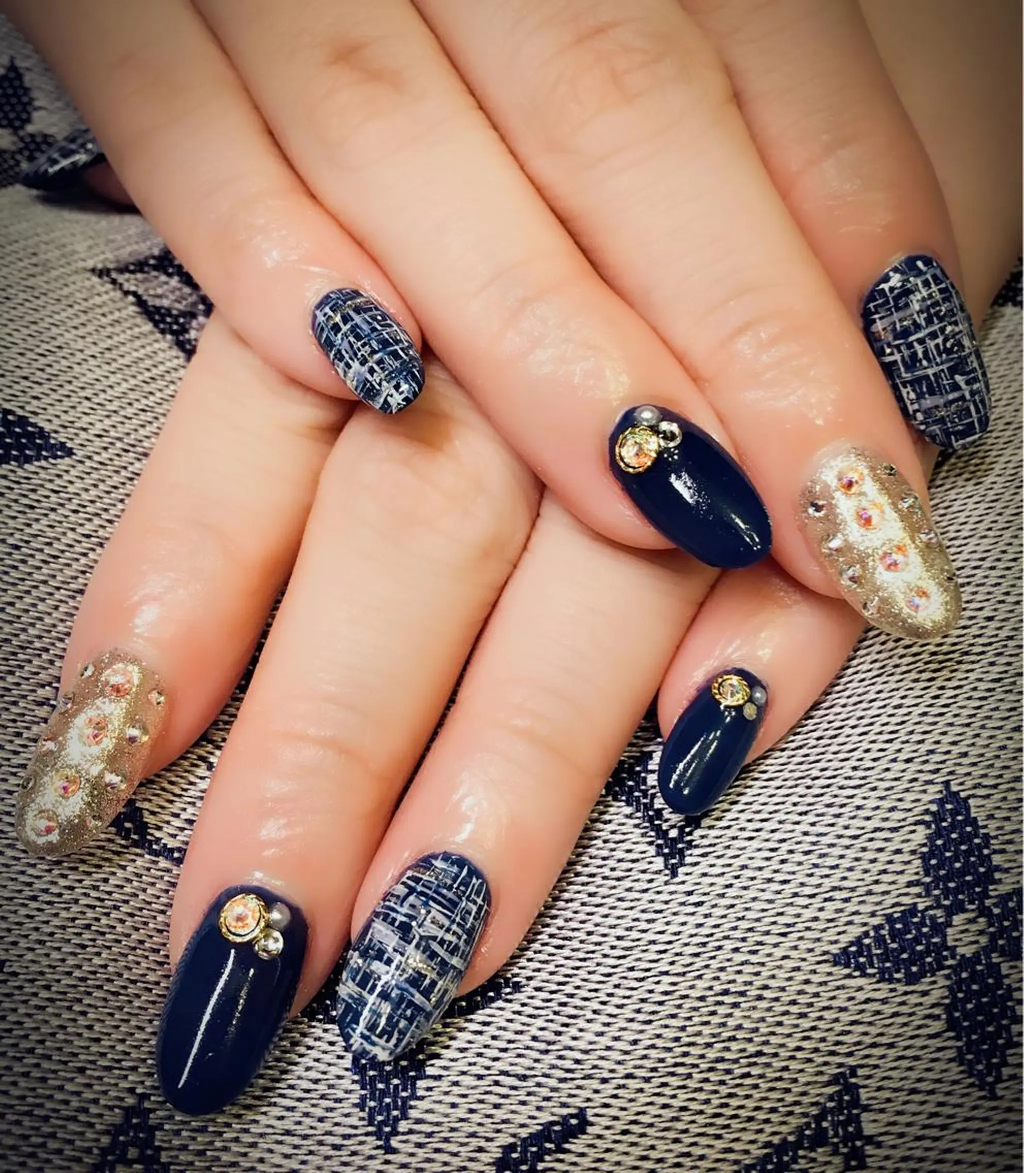 セミロング ネイル Petite Cannelleのネイルデザイン