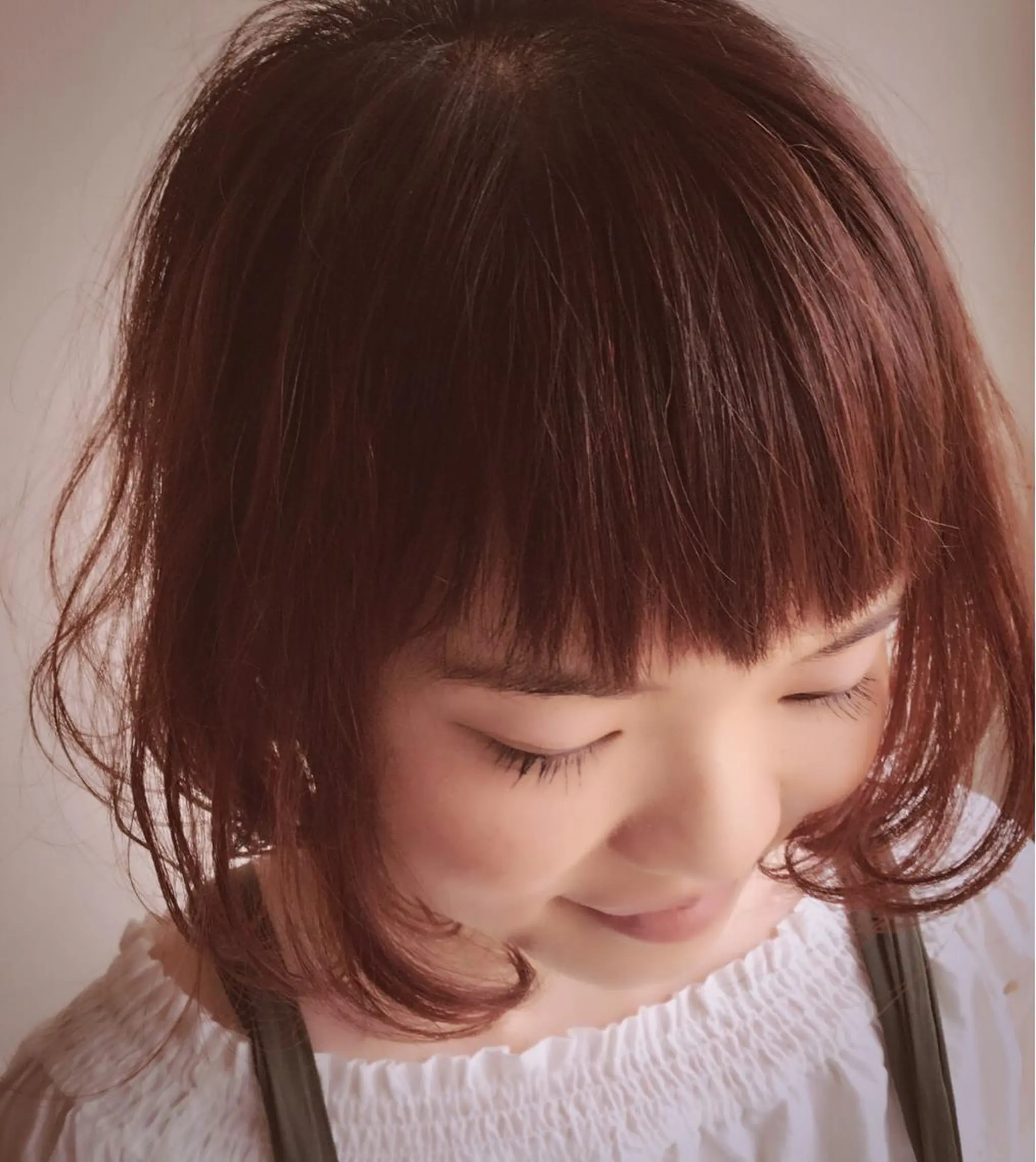 ミディアム ボブ ✨白髪ぼかし 🍀MINAKO☆のヘアスタイル