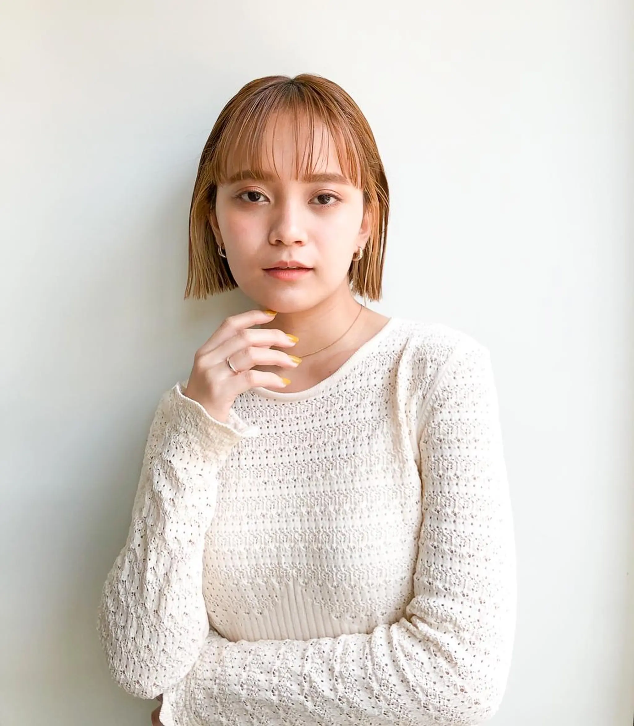 ミディアム ショートボブ ミディアムパーマ ボブ エギョモリ 天使の羽バング・フェザーバング カット ヘアカラー トリートメント CEINE＋ officialのヘアスタイル