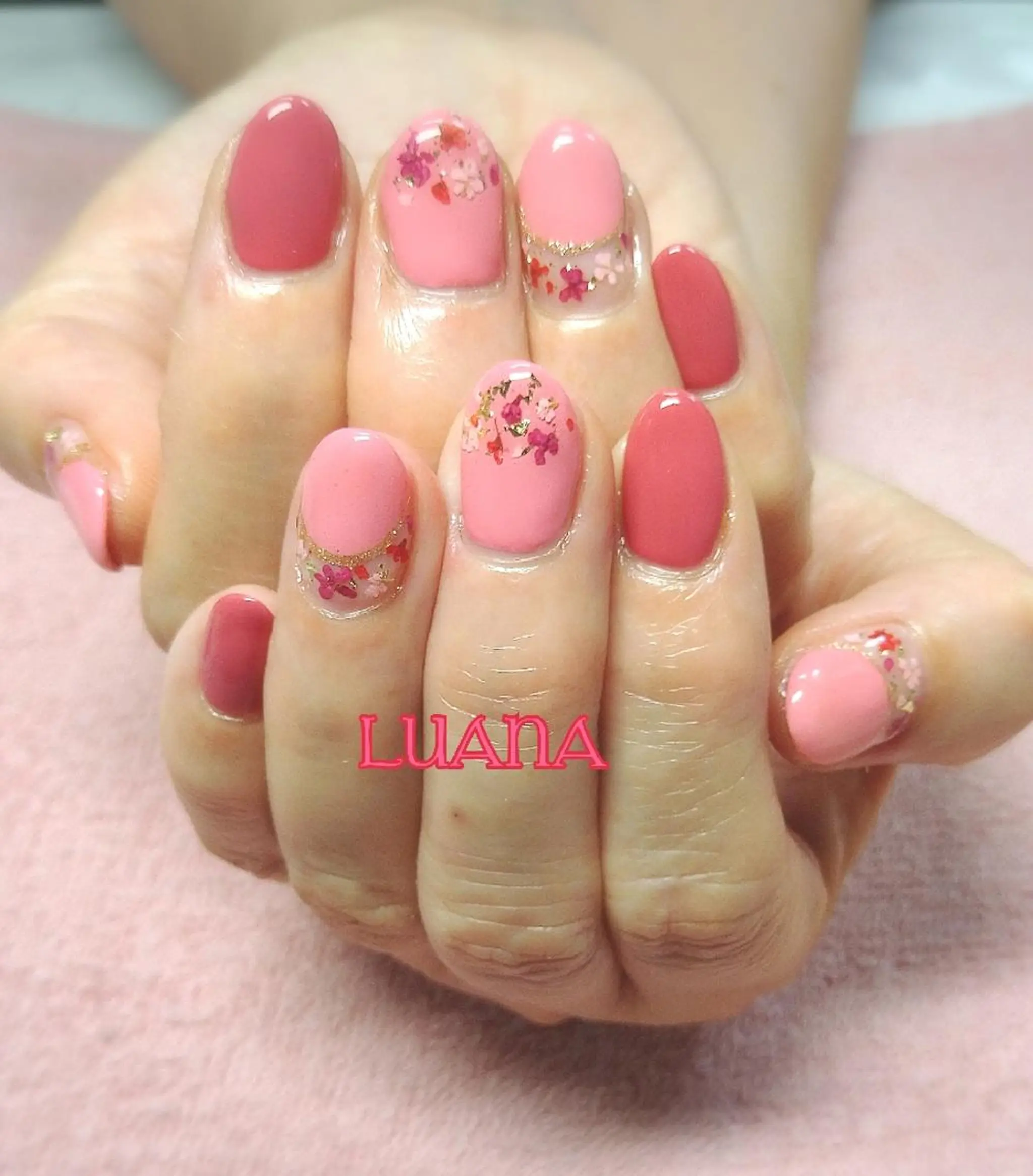 ネイル ハンドネイル LUANA  TAKAHASHIのネイルデザイン