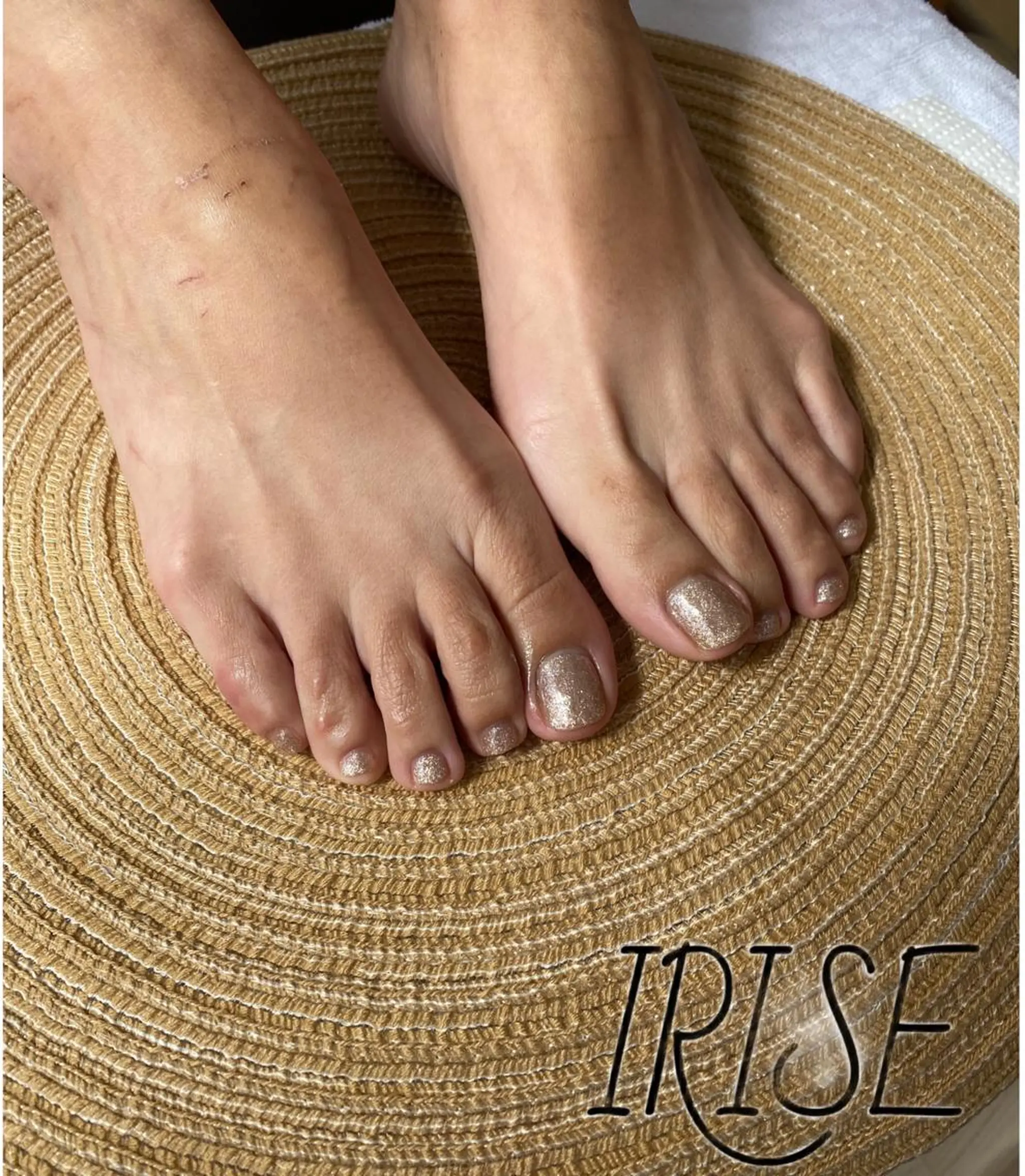 ネイル フットネイル キラキラネイル salon de   irise所属・salon de iriseのマツエク・マツパデザイン