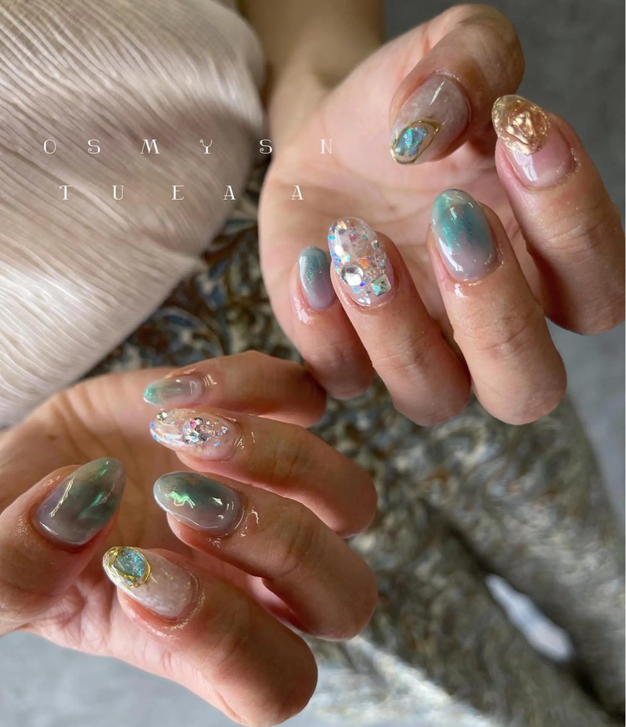 ネイル オーロラネイル ブルー 韓国ネイル ニュアンスネイル パープル わたなべ ちかのネイルデザイン