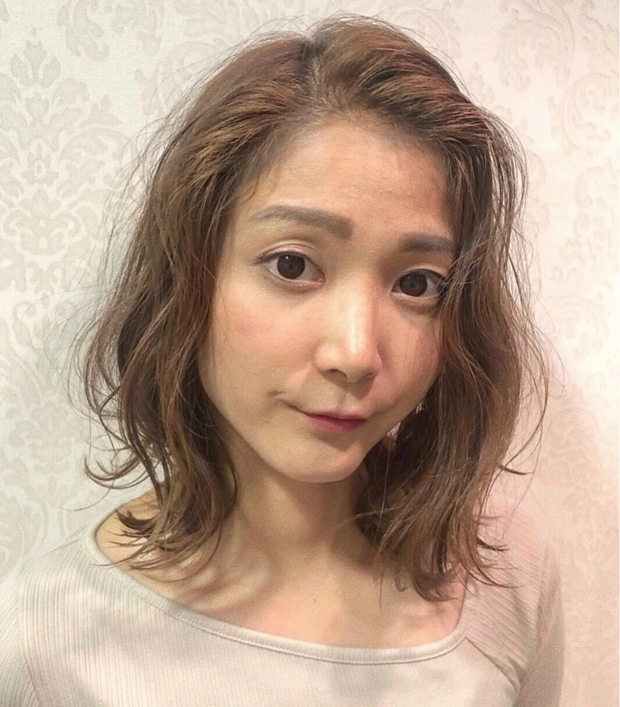 ミディアム スタイリスト 佑梨のヘアスタイル