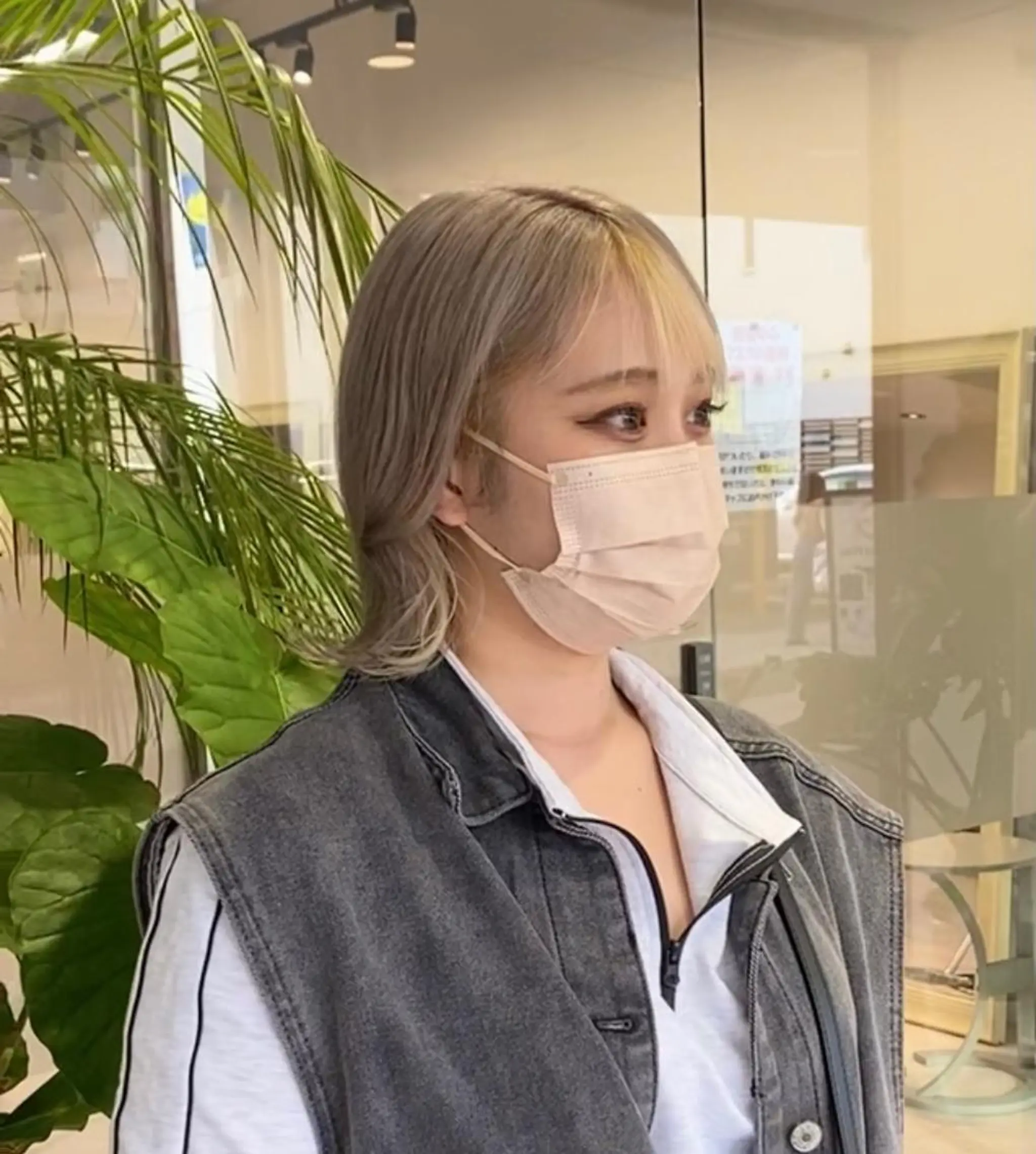 ショート カラー ベージュカラー ミルクティーベージュ 町田縮毛矯正/ 髪質改善/美髪特化のヘアスタイル