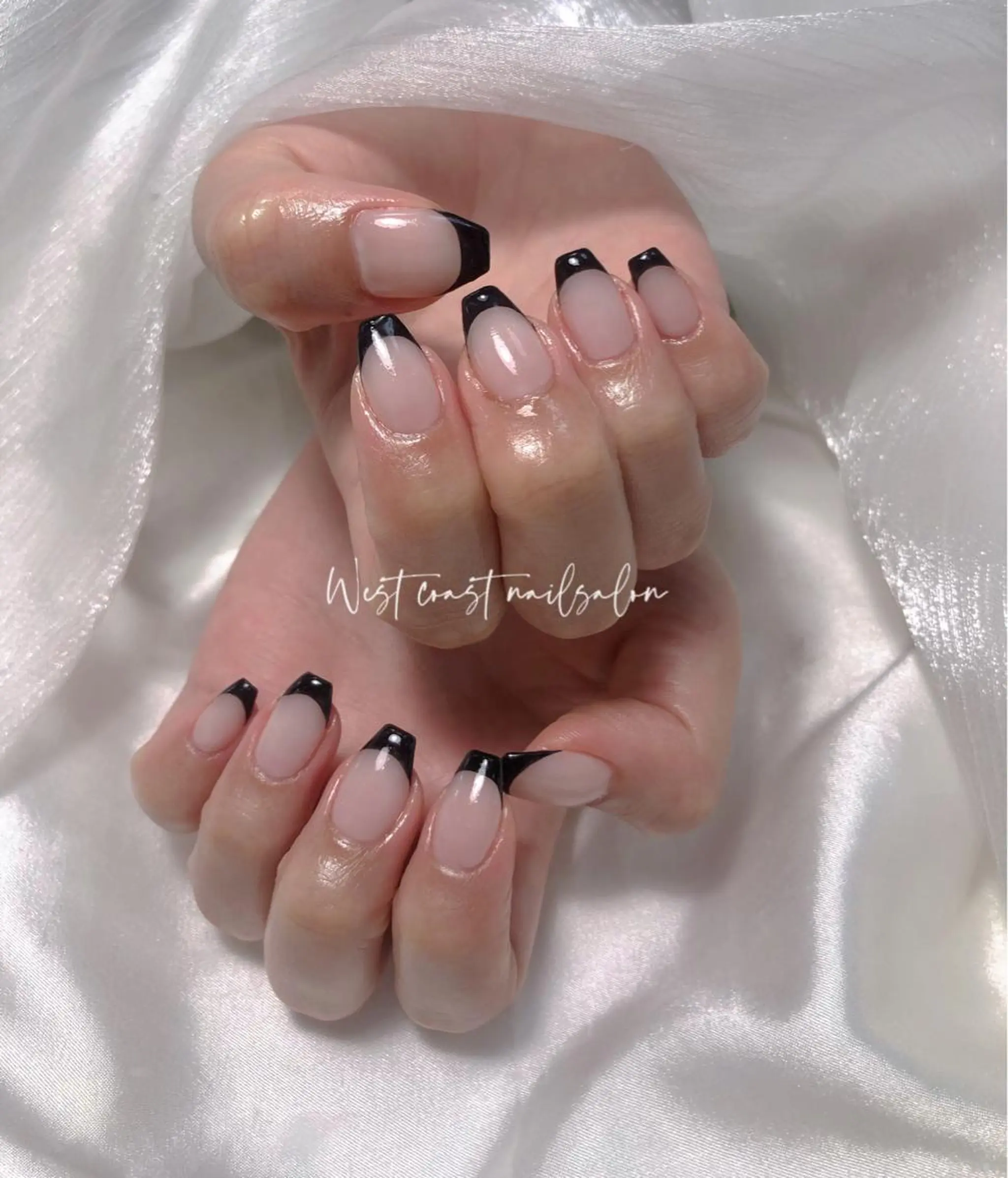 ネイル リボン、ガーリー パーツ放題専門店のネイルデザイン