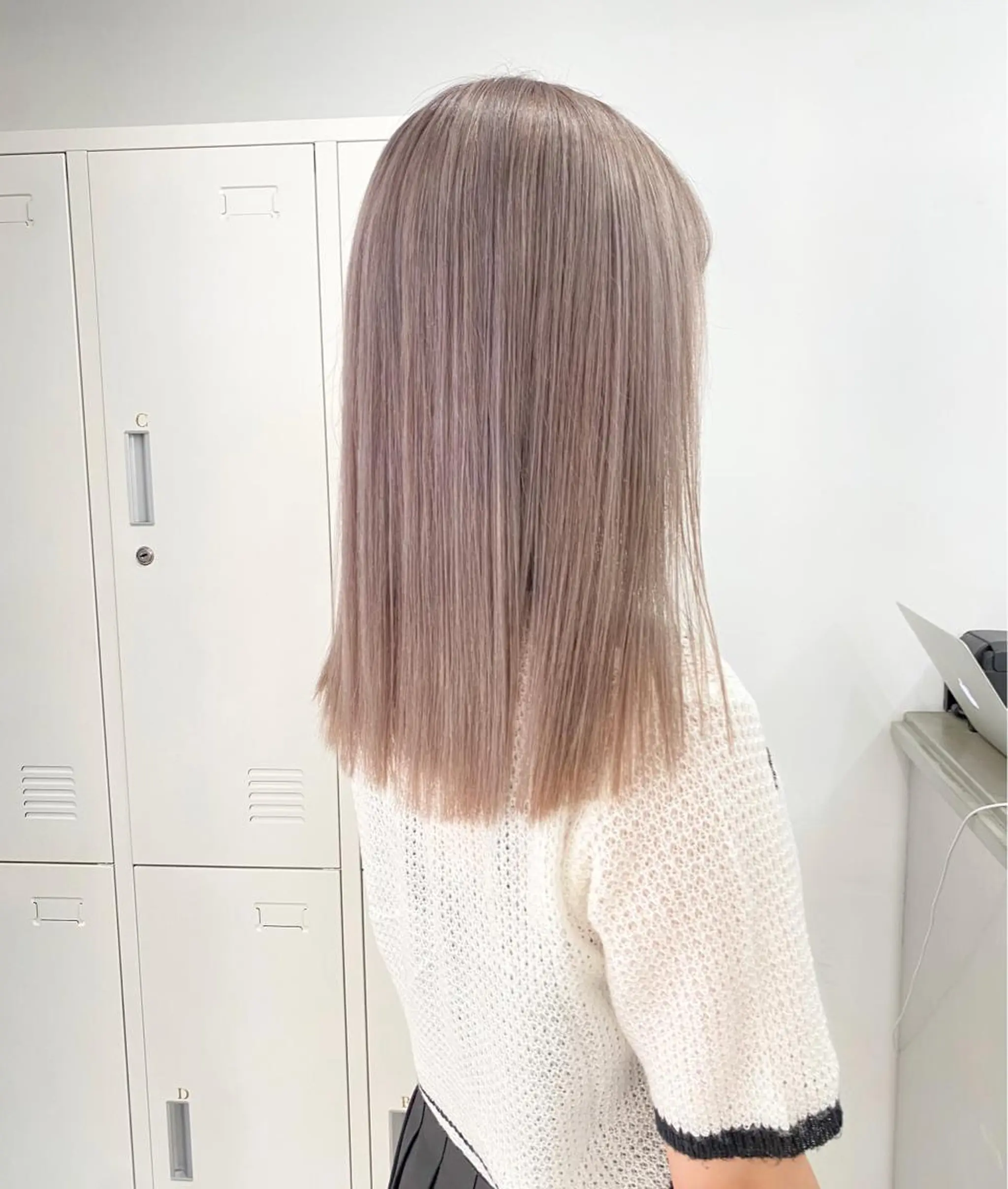 セミロング カラー ヘアカラー トリートメント ヘアセット 似合わせベージュ 🍯ayumi🍯のヘアスタイル