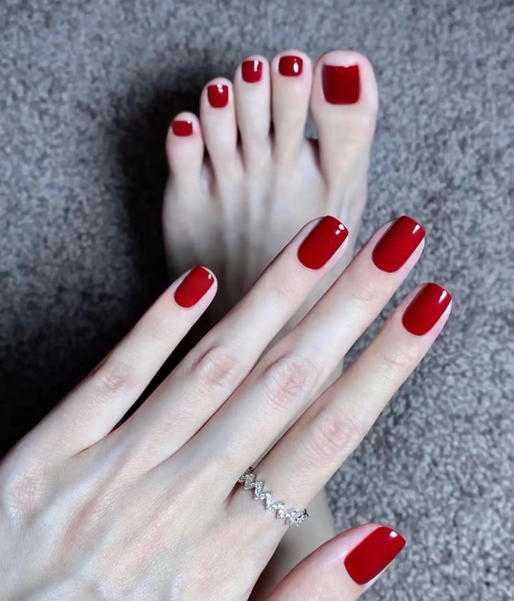 ネイル ハンドネイル フットネイル MK ネイルサロンのネイルデザイン