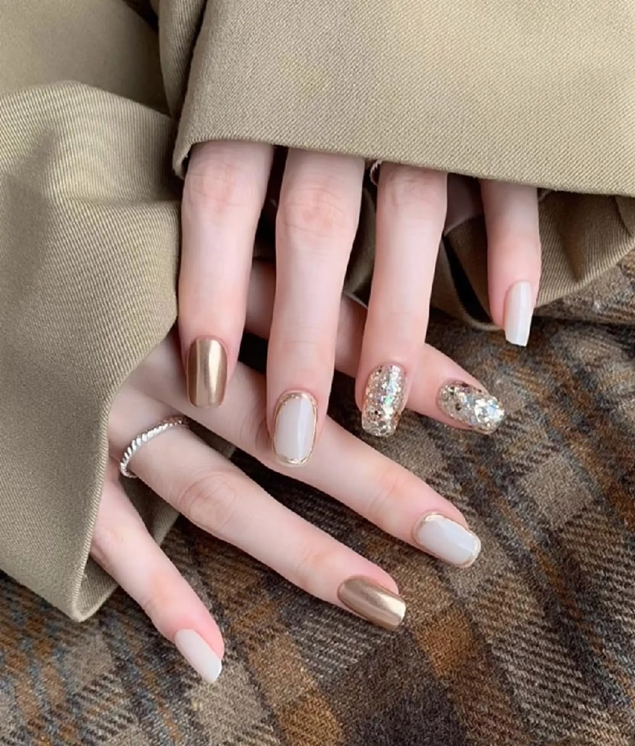 ネイル Theone栄店 伊藤のネイルデザイン