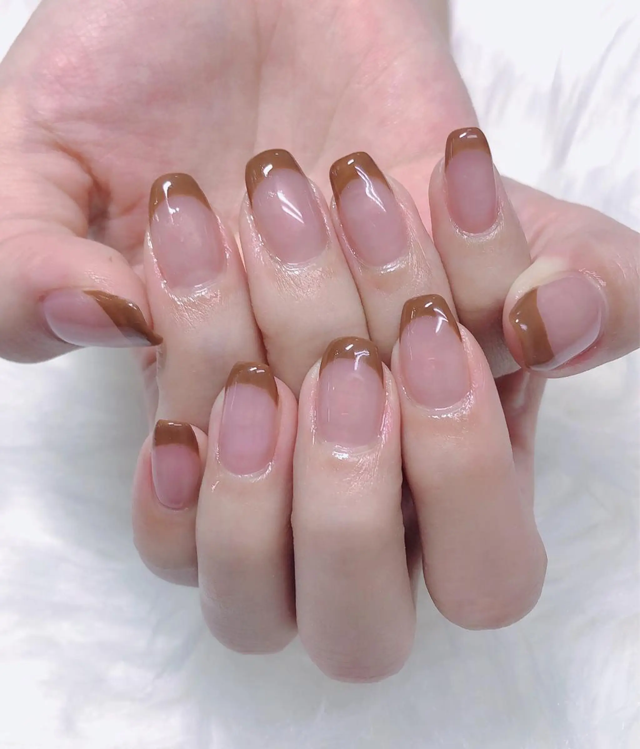 ネイル ハンドネイル MoonNail ユリ🌸のネイルデザイン