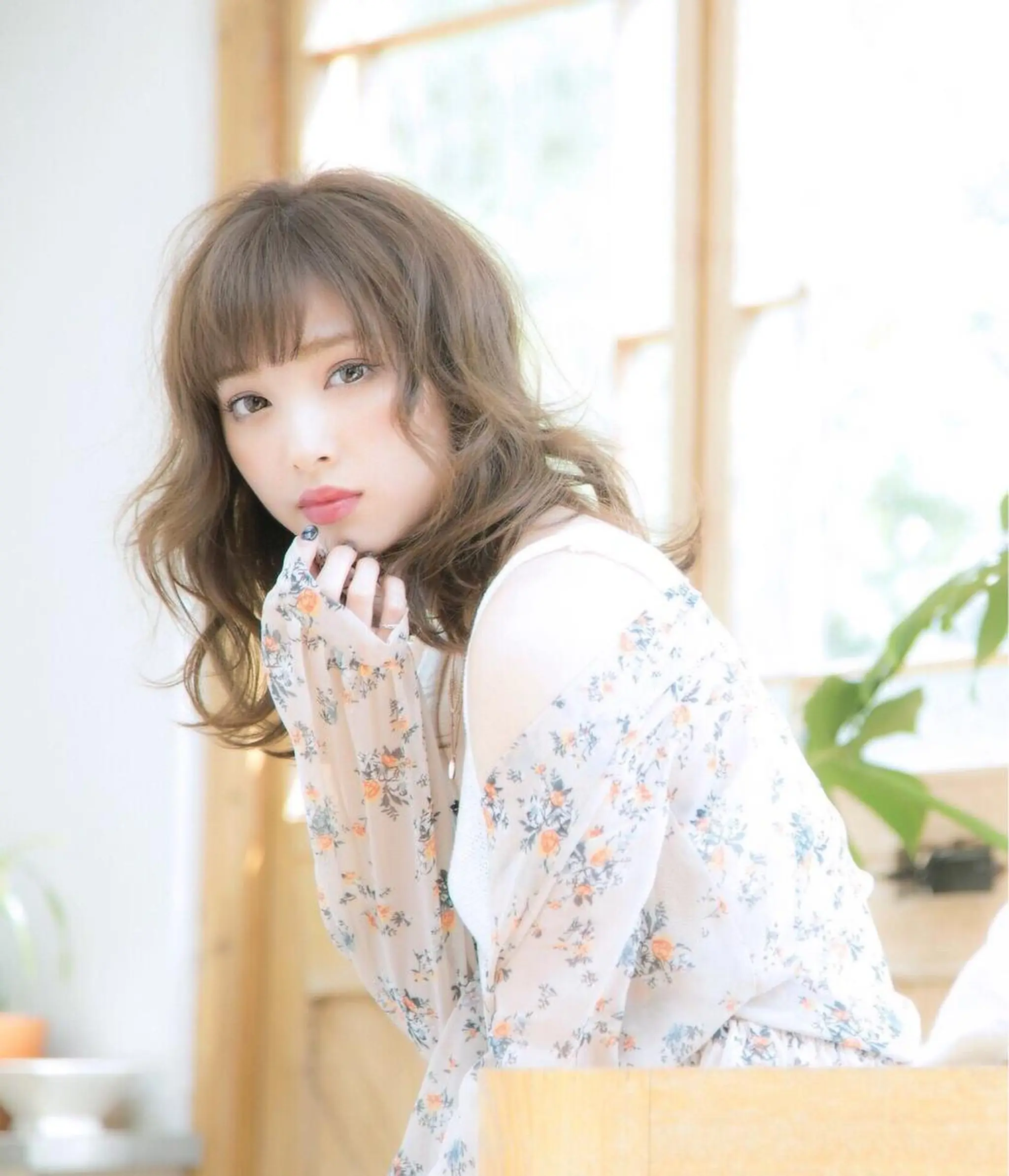 ロング 髪質改善 縮毛の達人 矢井由真のヘアスタイル