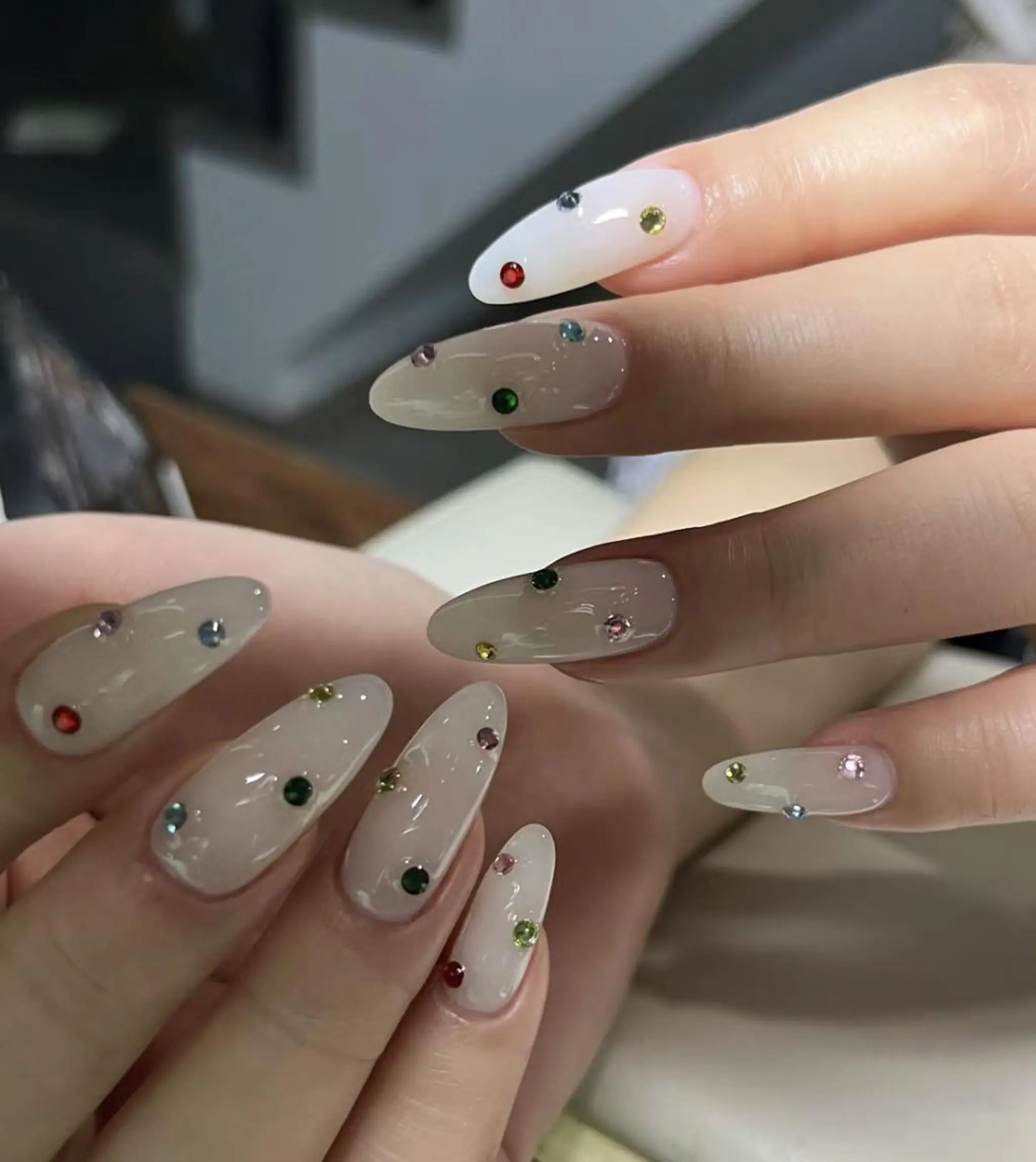 ネイル ハンドネイル ハンドケア 🍑 momo_nailのネイルデザイン