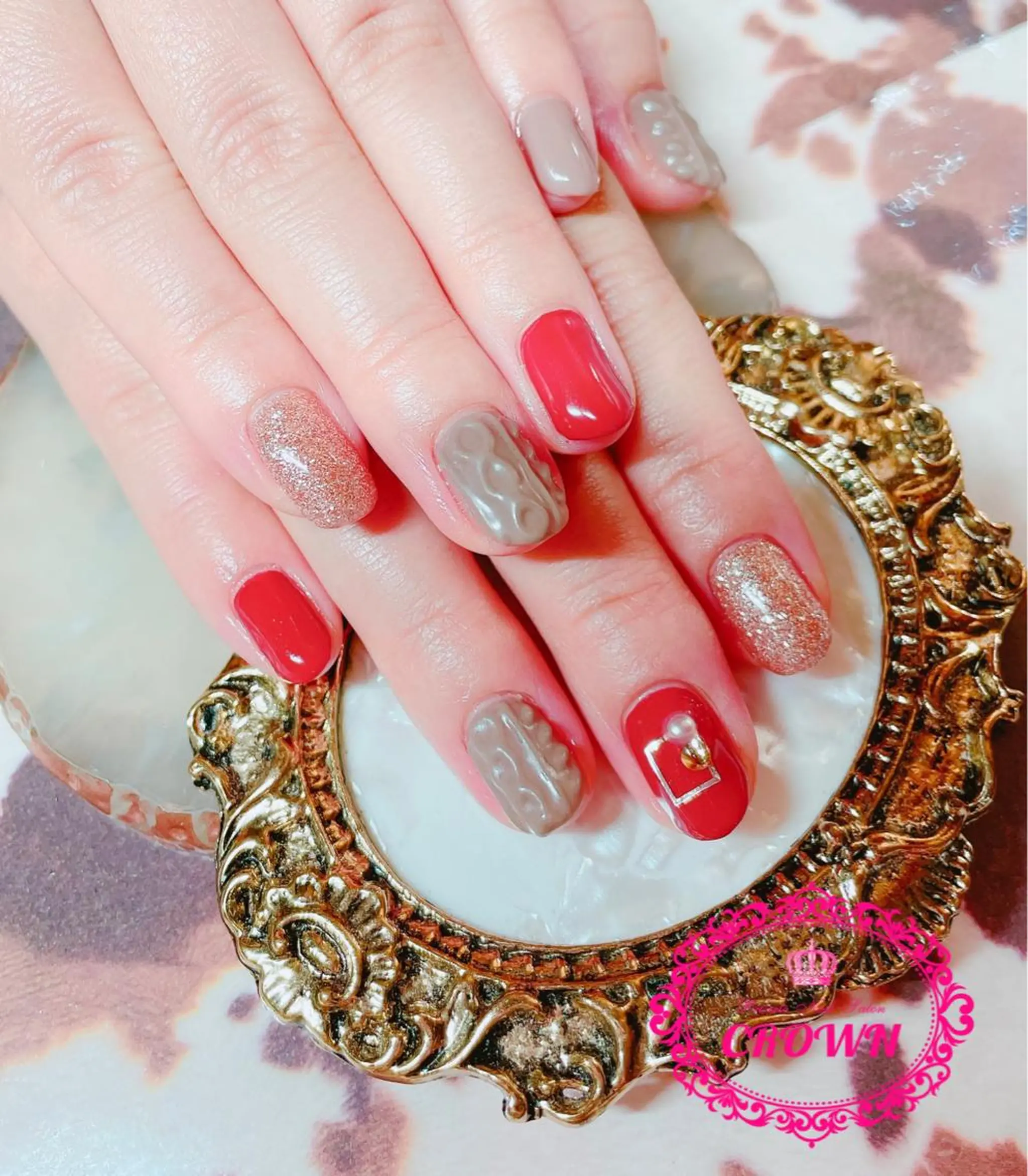 ネイル ハンドネイル CROWN プライベートサロンのネイルデザイン