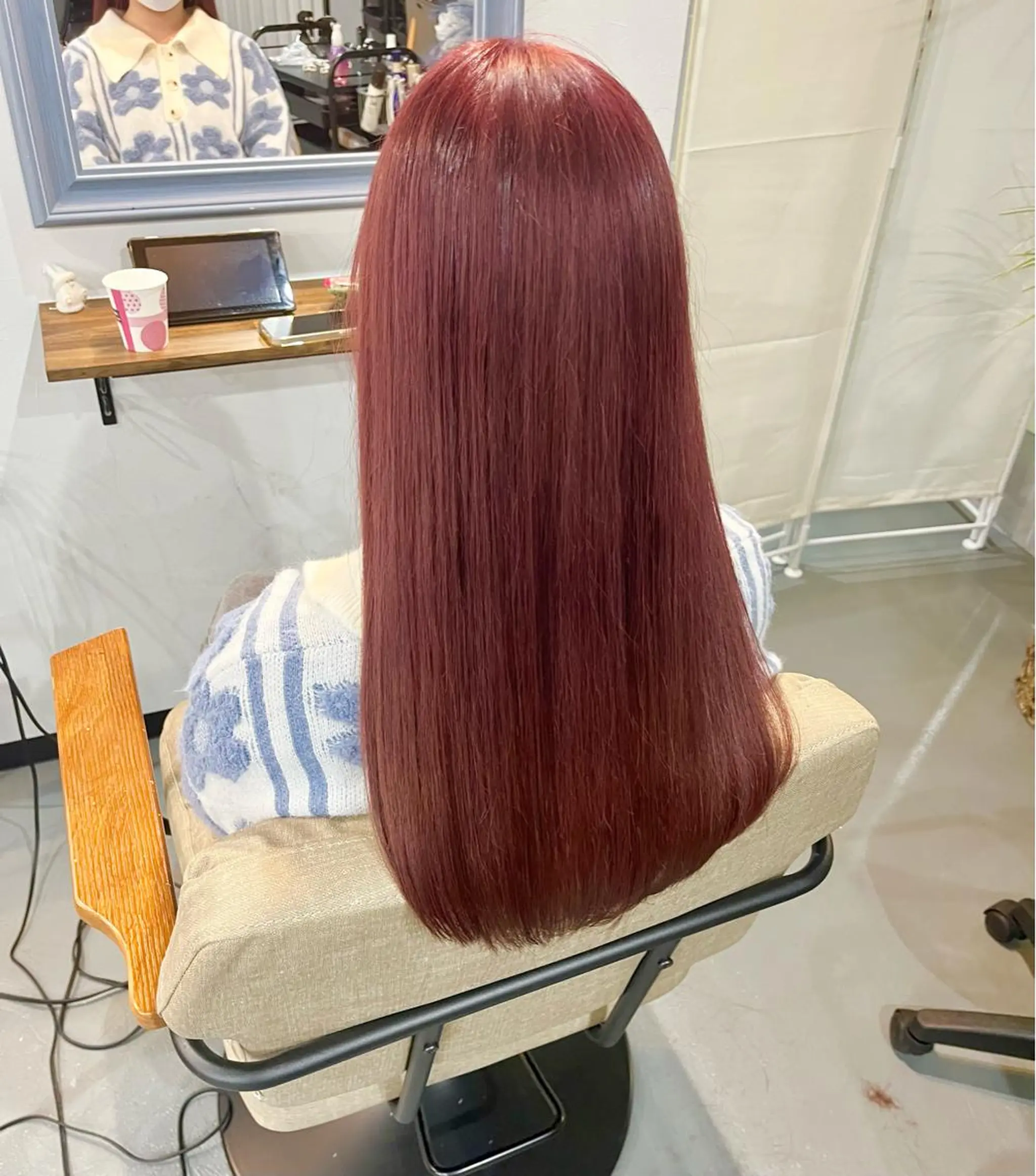 ロング 川尻 詩織のヘアスタイル