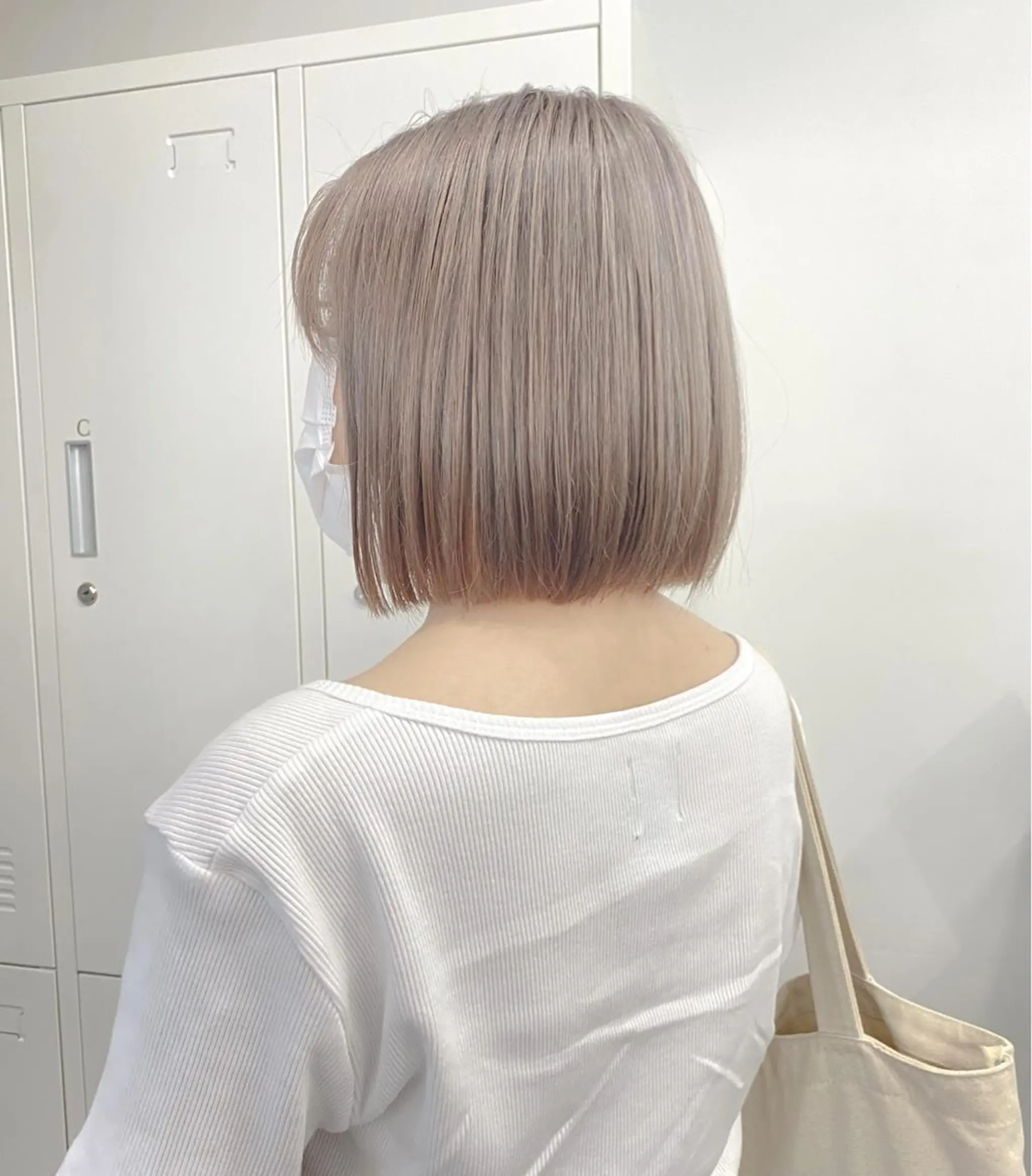 ミディアム カラー 似合わせベージュ 🍯ayumi🍯のヘアスタイル