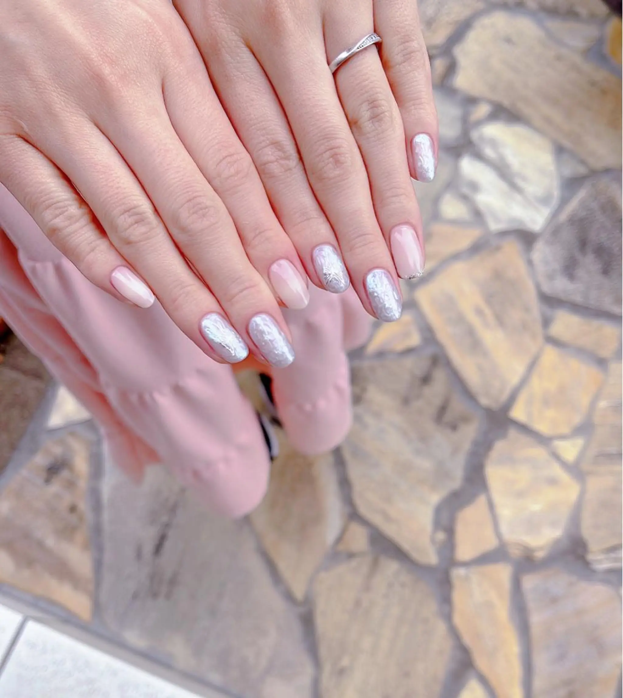 ミディアム めぐみのネイルサロン スタッフ練習のネイルデザイン