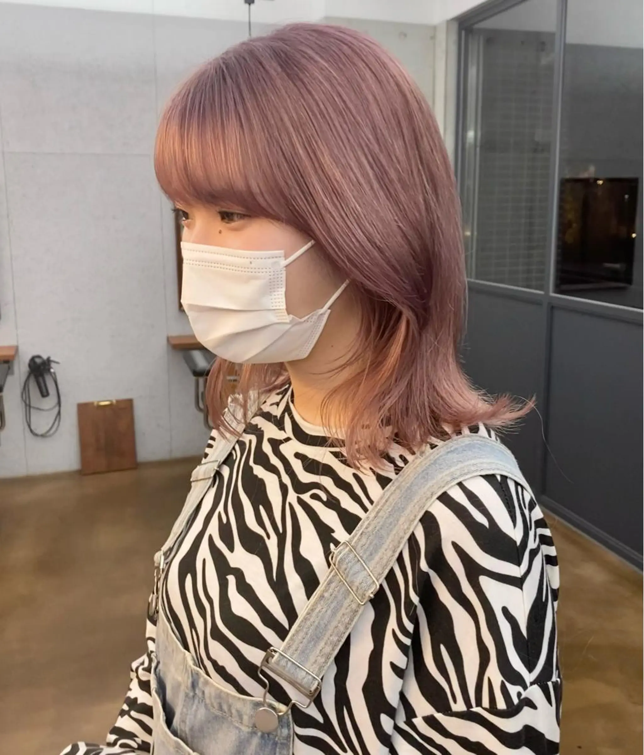ミディアム カラー ラベンダーカラー ラベンダーピンク ピンクカラー ハイトーン/デザイン hirokiのヘアスタイル