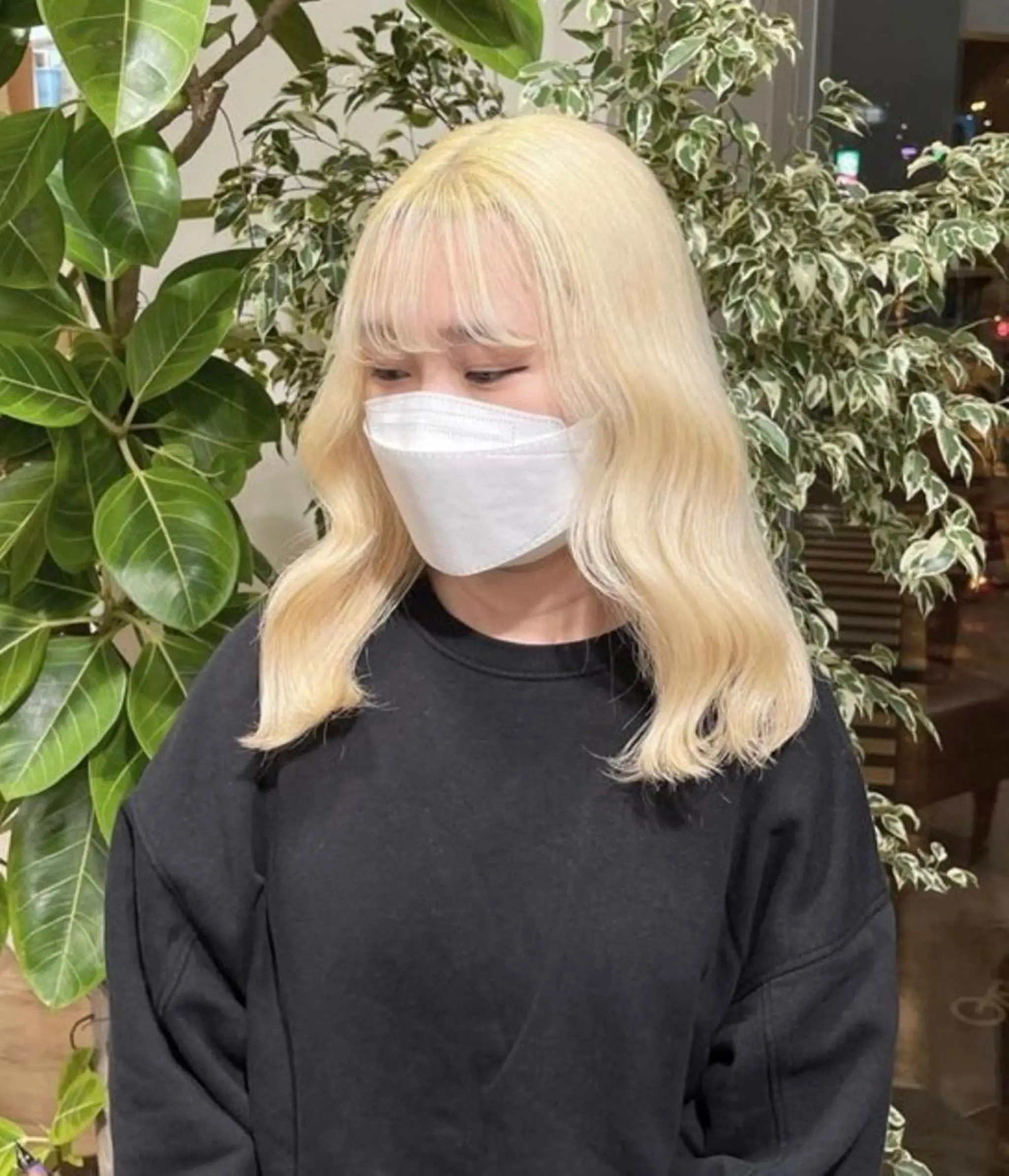 セミロング Lunty 難波駅前所属・まるおか あやかのヘアスタイル