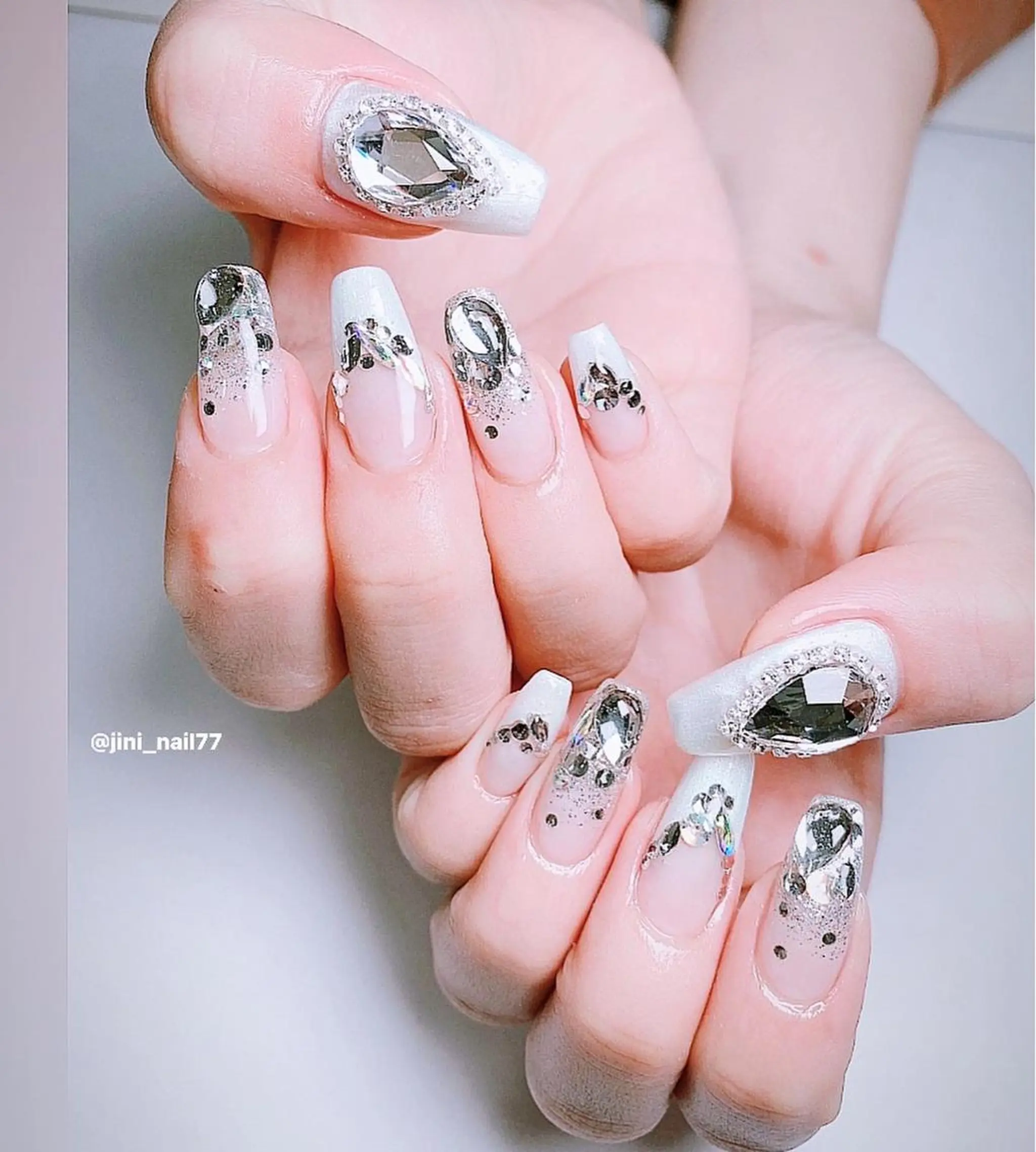 ネイル ジニ ネイルのネイルデザイン