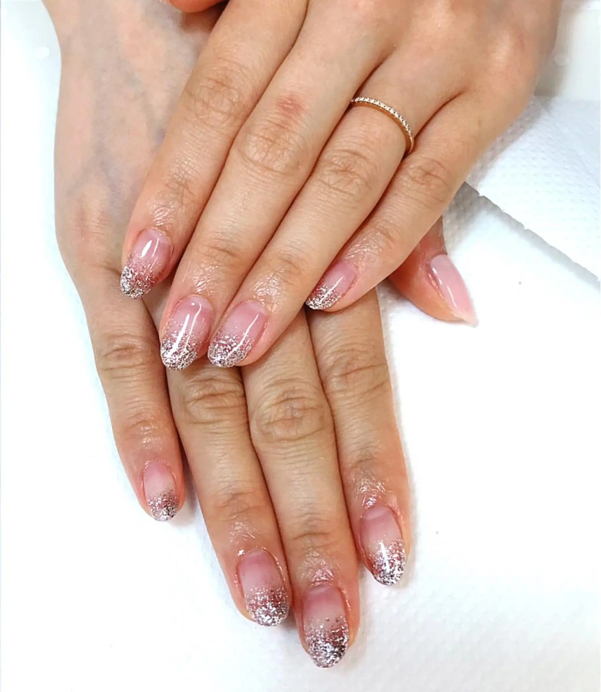 ネイル グラデーション ラメ(グリッター) ラメグラデーション nail room marnie.のネイルデザイン