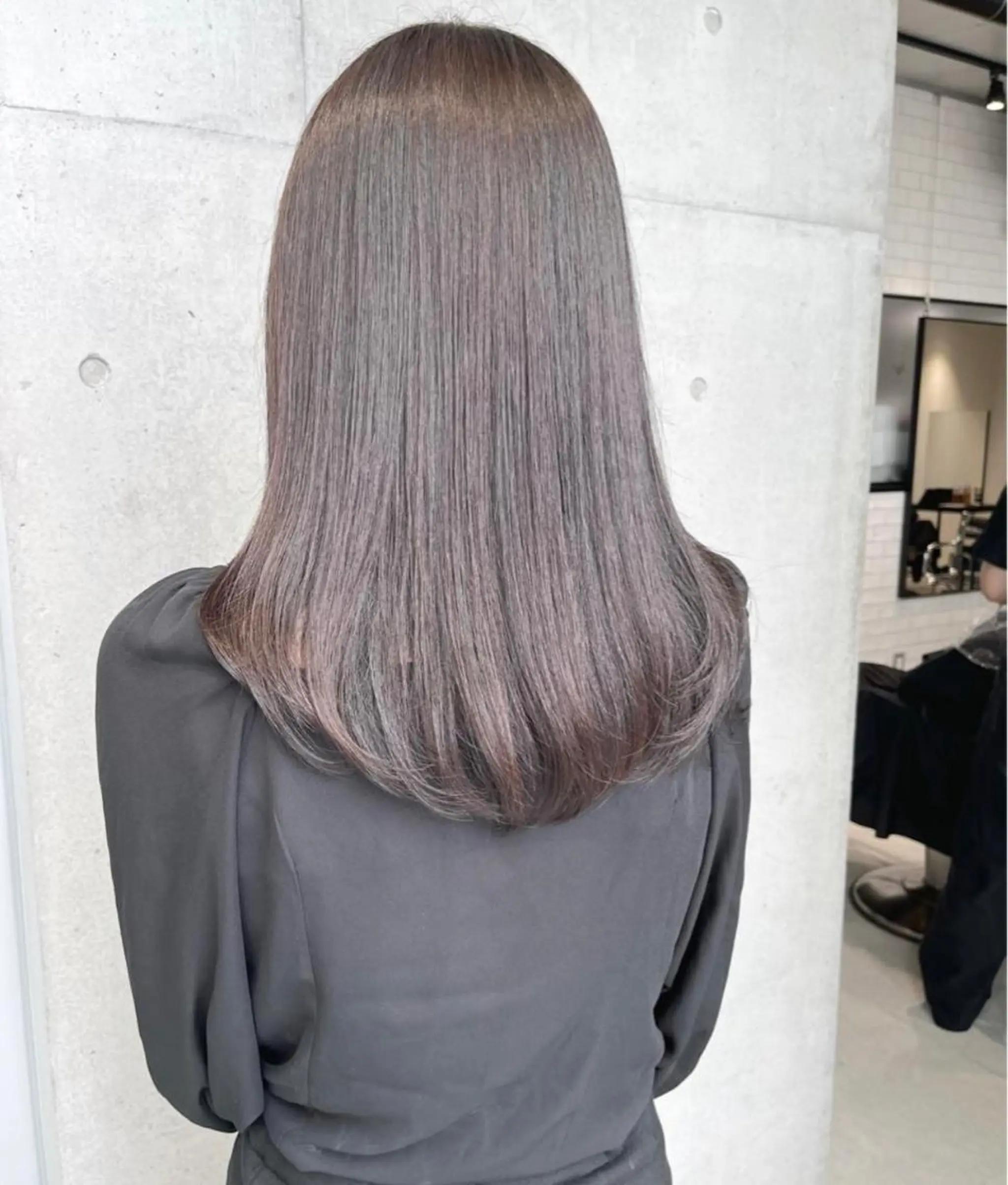 ミディアム カラー パーマ ヘアアレンジ 透明感/オリーブ/ グレージュ/YUKAのヘアスタイル