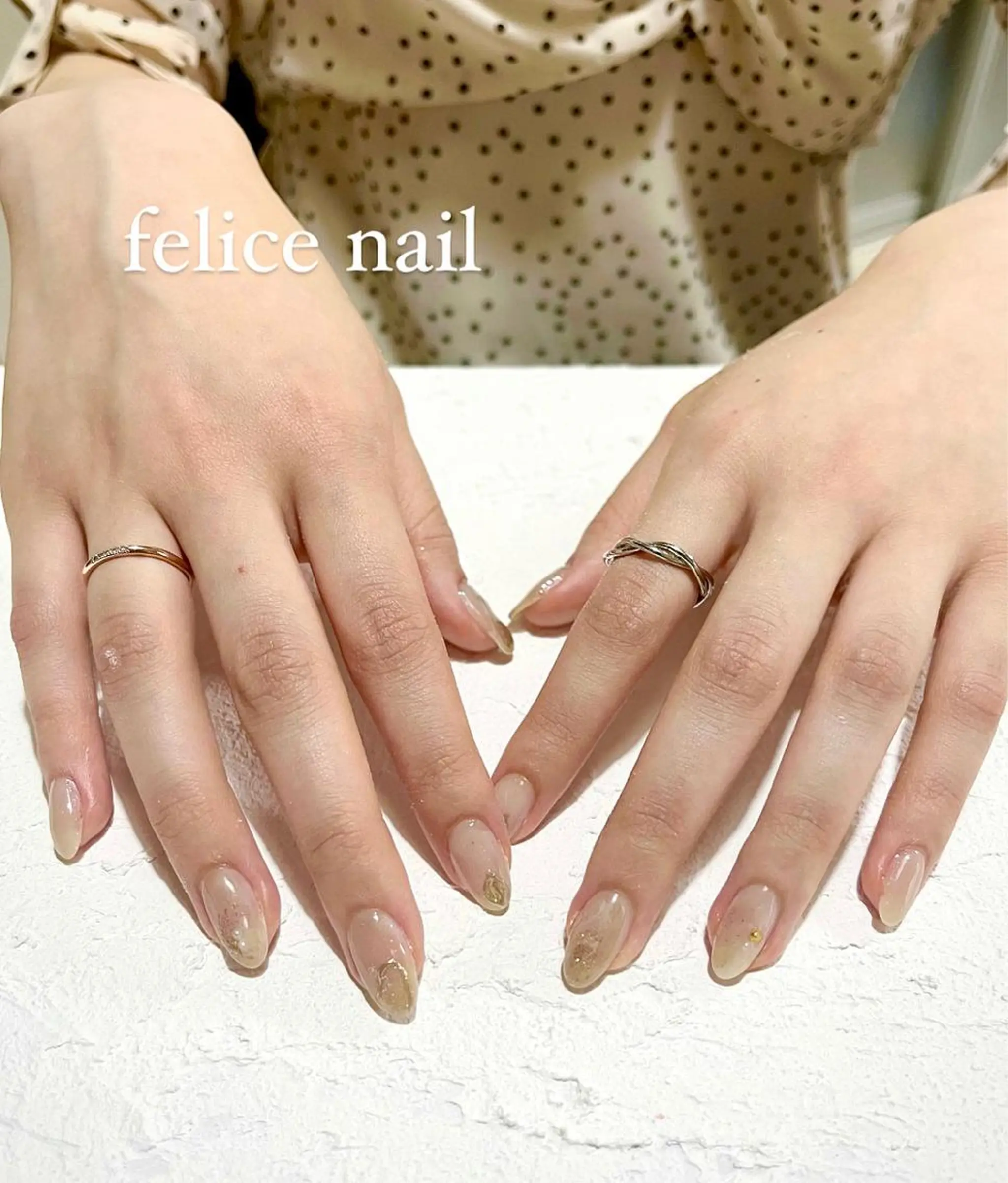 ネイル ジェルネイル ゴールド 氷ネイル・うるうるネイル マグネットネイル ニュアンスネイル felice nailのネイルデザイン