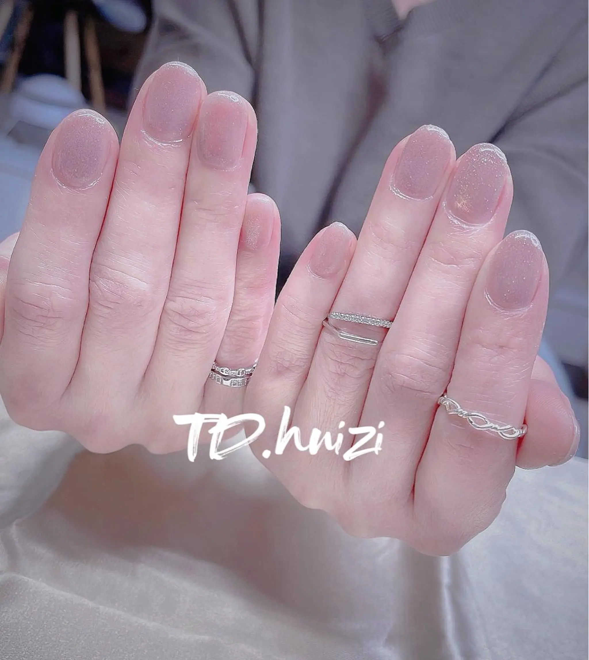 ショート めぐみのネイルサロン スタッフ練習のネイルデザイン