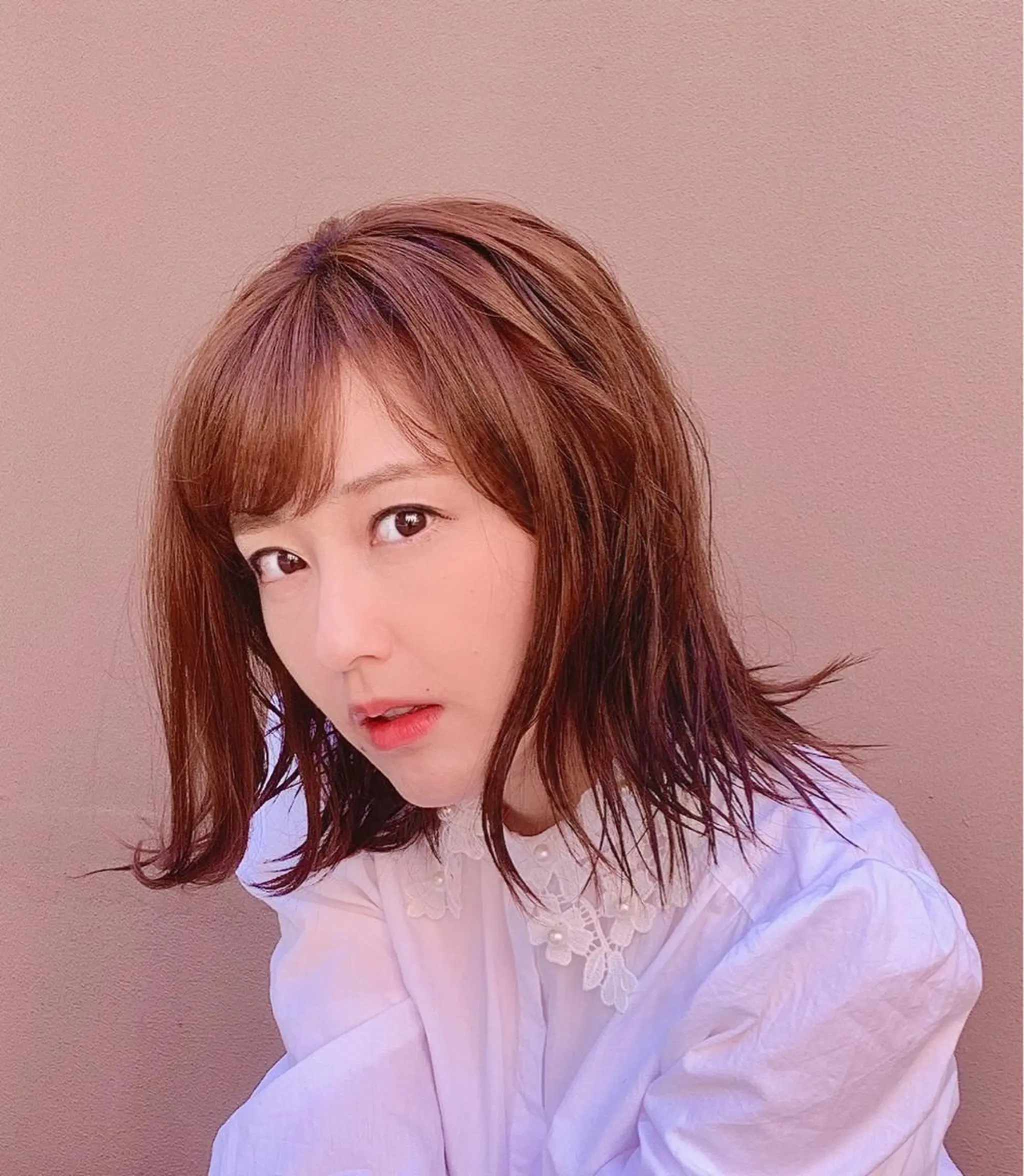 ミディアム カット ヘアカラー トリートメント 🌈ハク ユヒのヘアスタイル