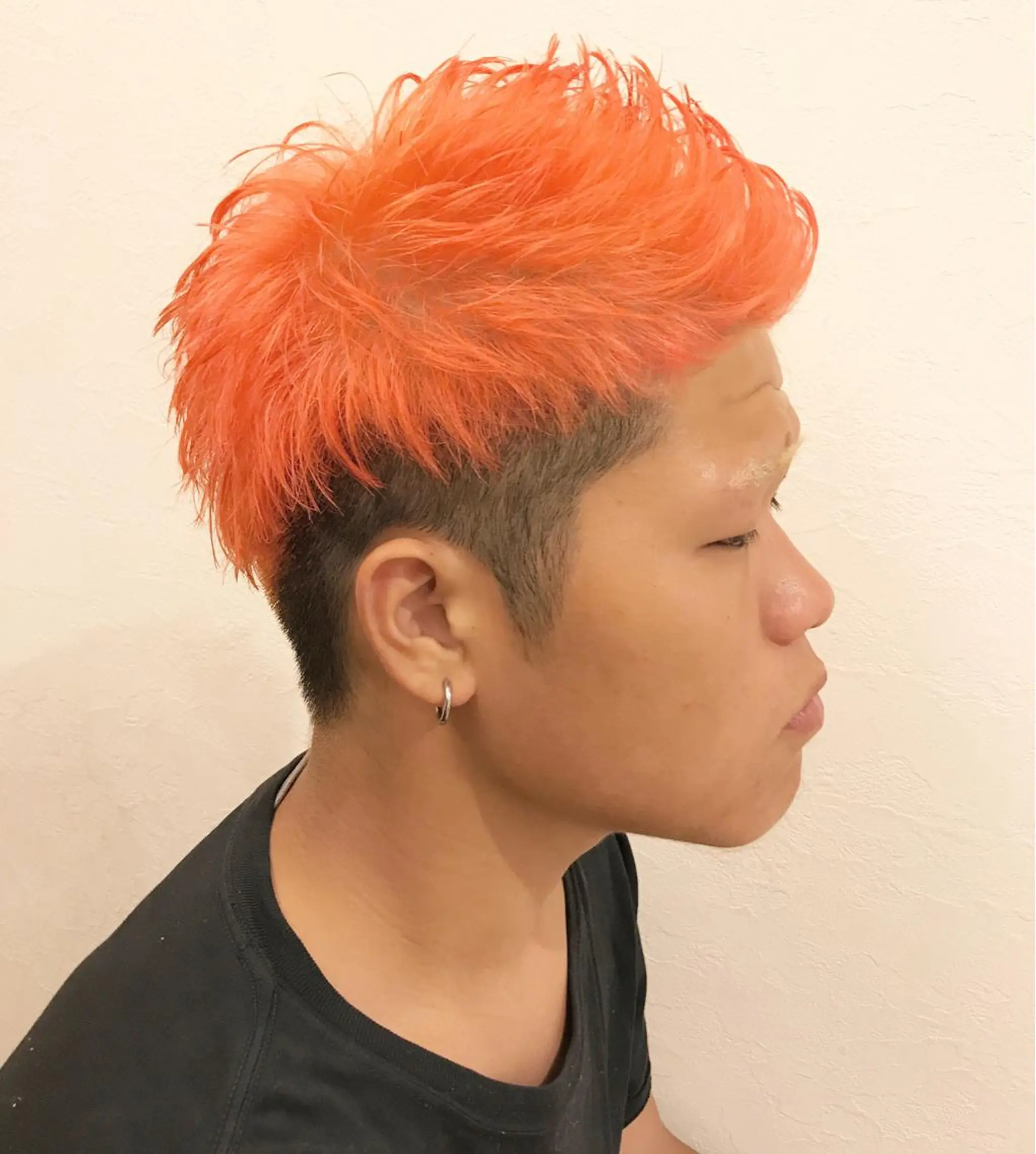 ショート メンズ モヒカン 杉田 健太のヘアスタイル