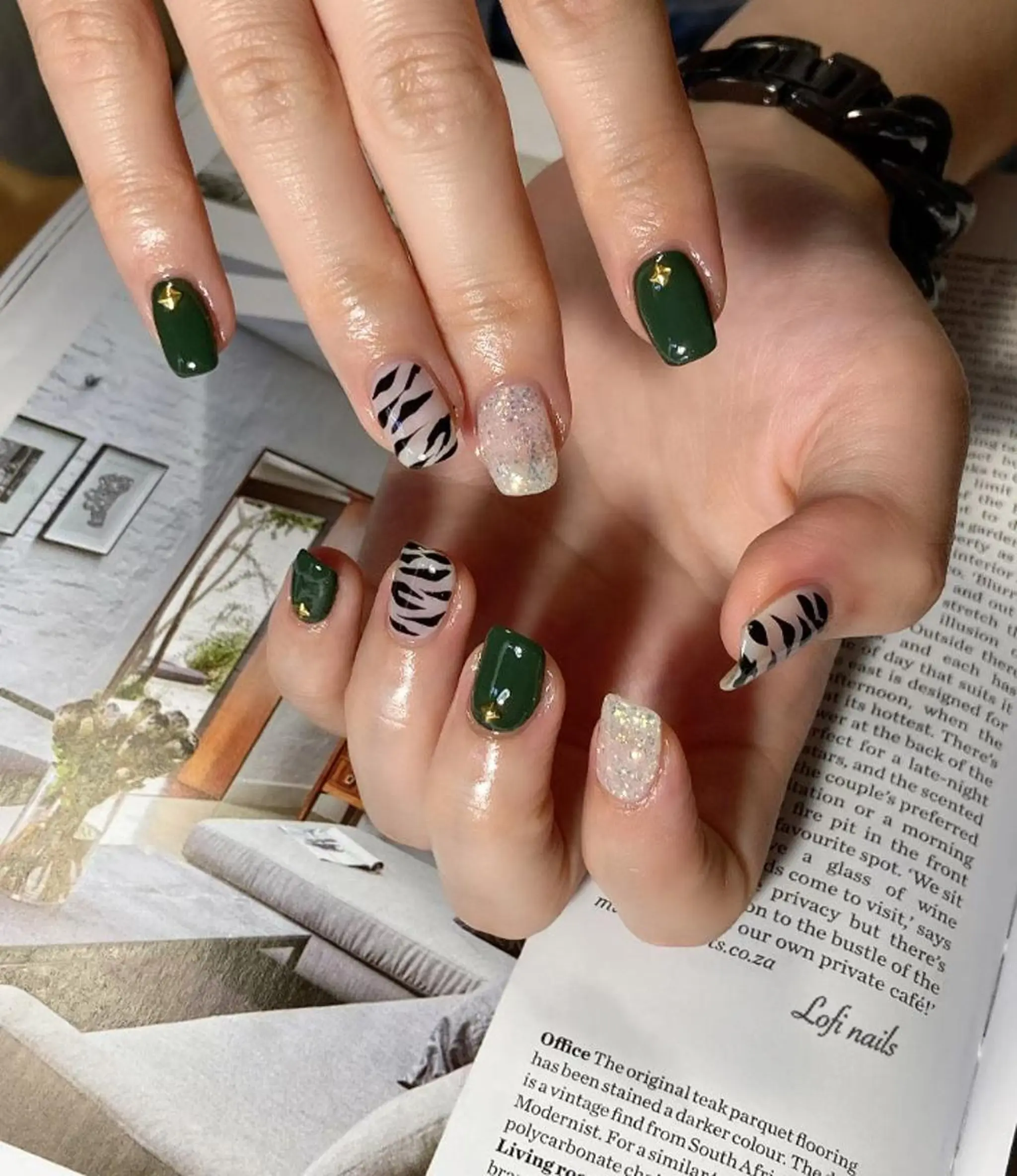 ミディアム ネイル Lofi nails ゆきこのネイルデザイン