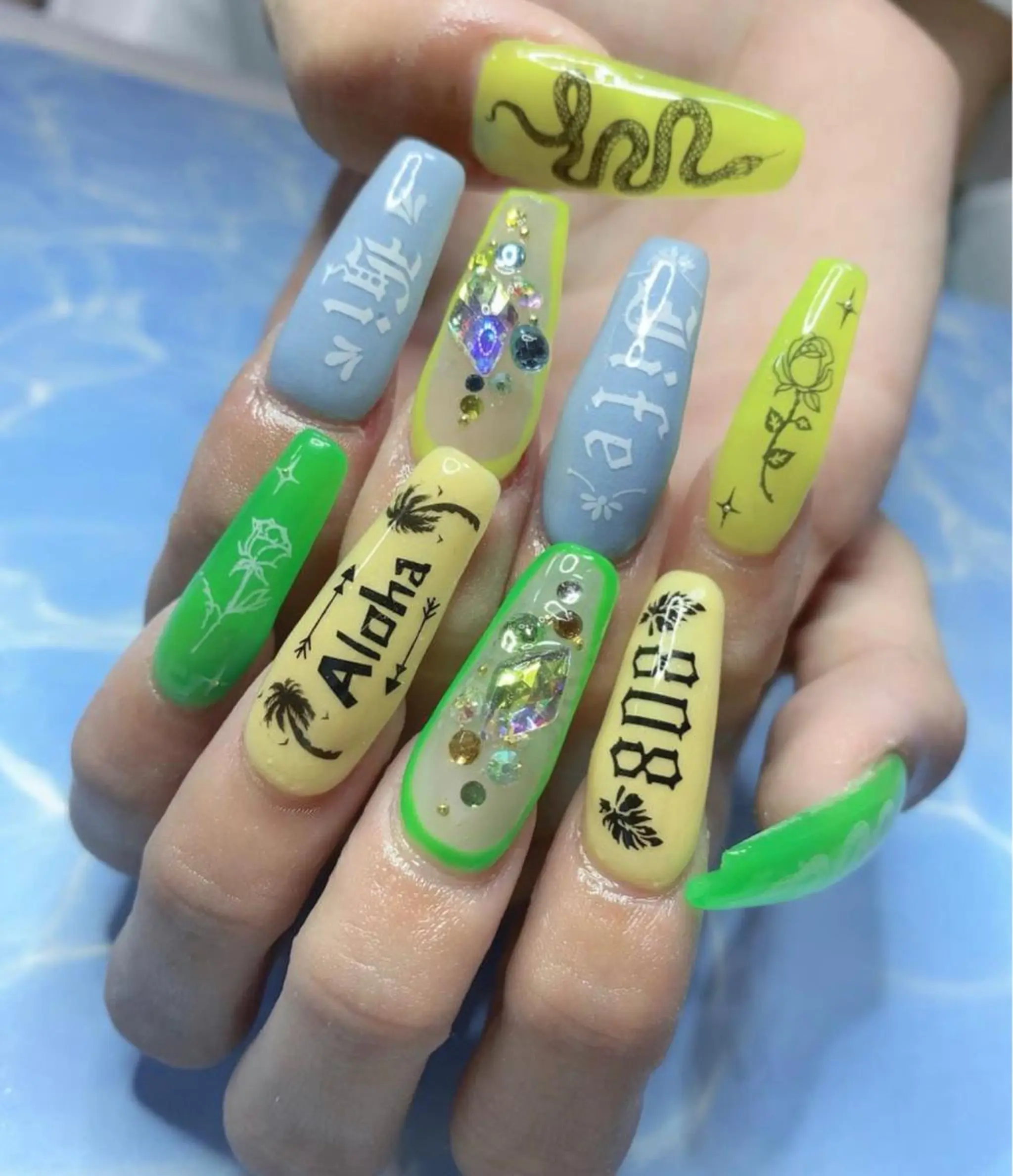 ネイル Mint NAILSALONのネイルデザイン