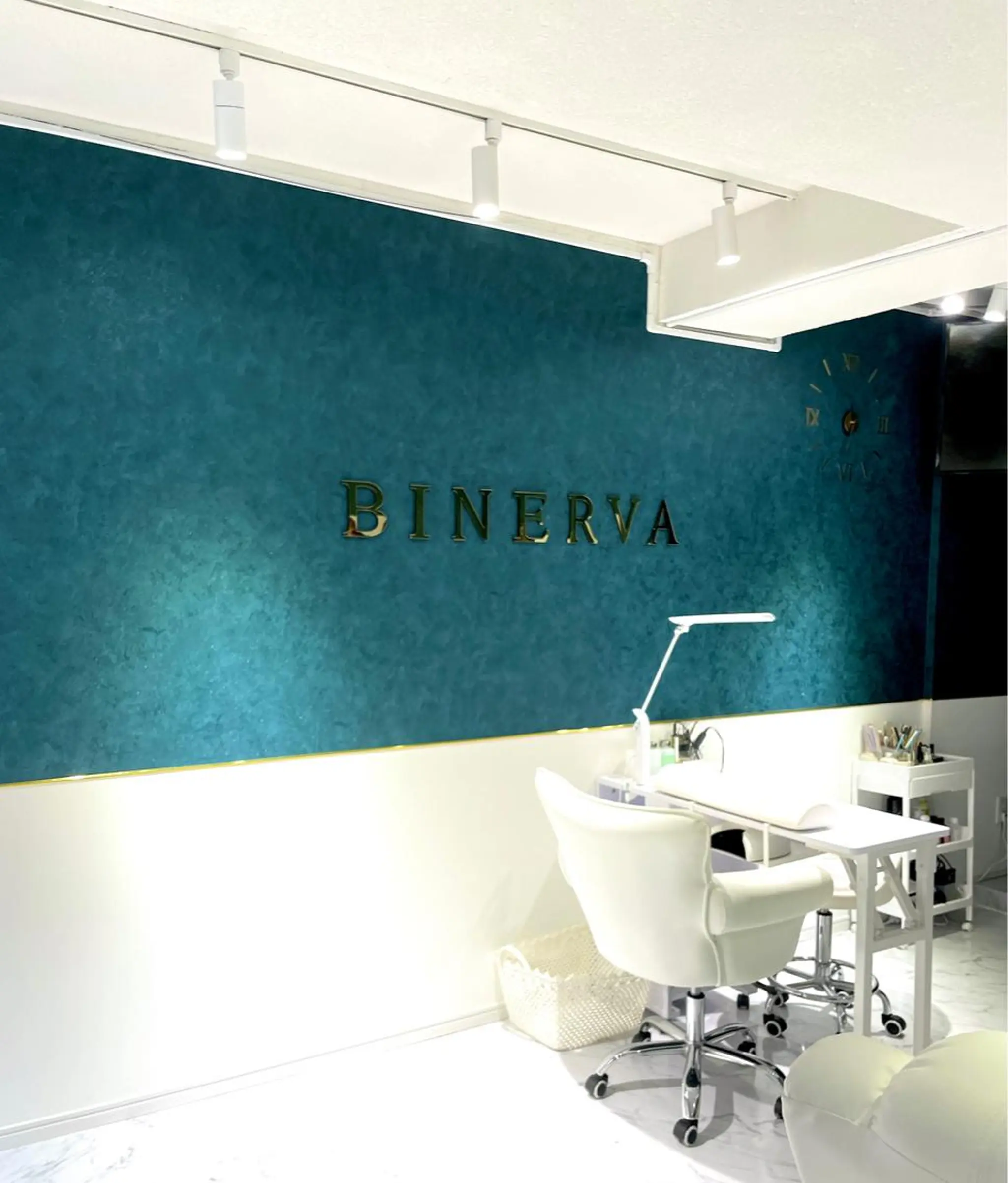 BINERVA nail salonのネイルデザイン