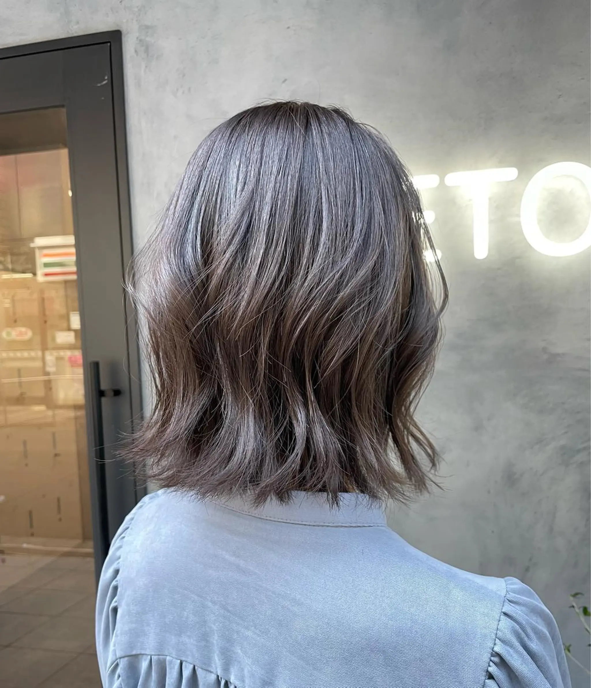 ショート カラー 透明感カラー グレージュ カット ヘアカラー トリートメント いなみね はるきのヘアスタイル