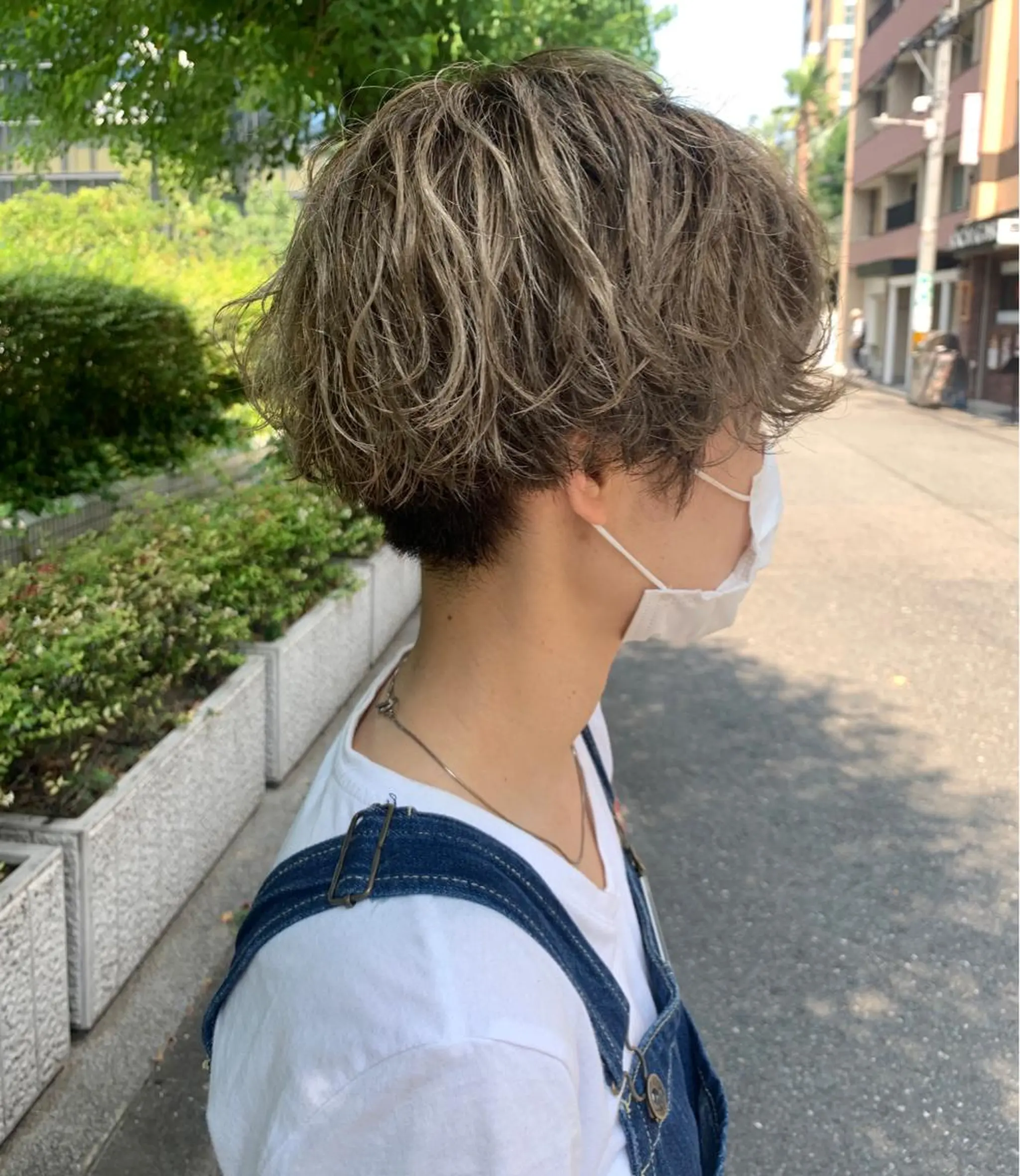 ショート カラー ベージュカラー グレージュ 佐々木 有彩のヘアスタイル