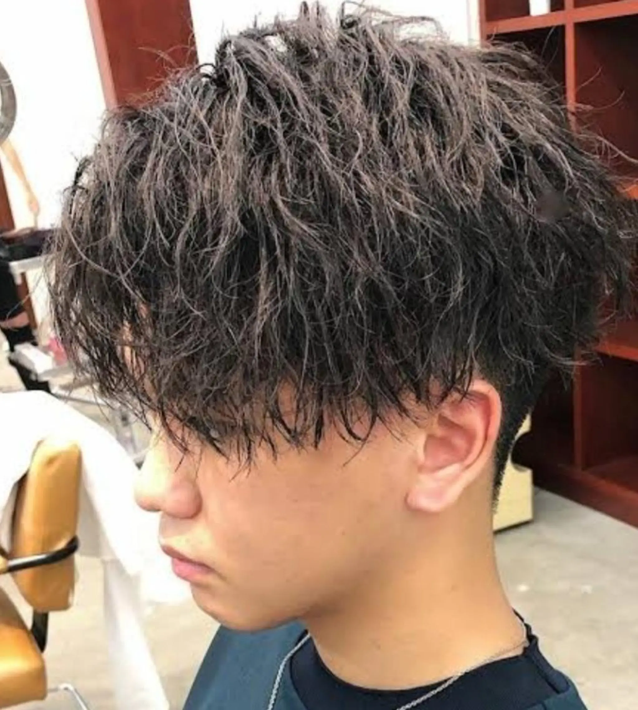 ミディアム 石川 大瑚のヘアスタイル