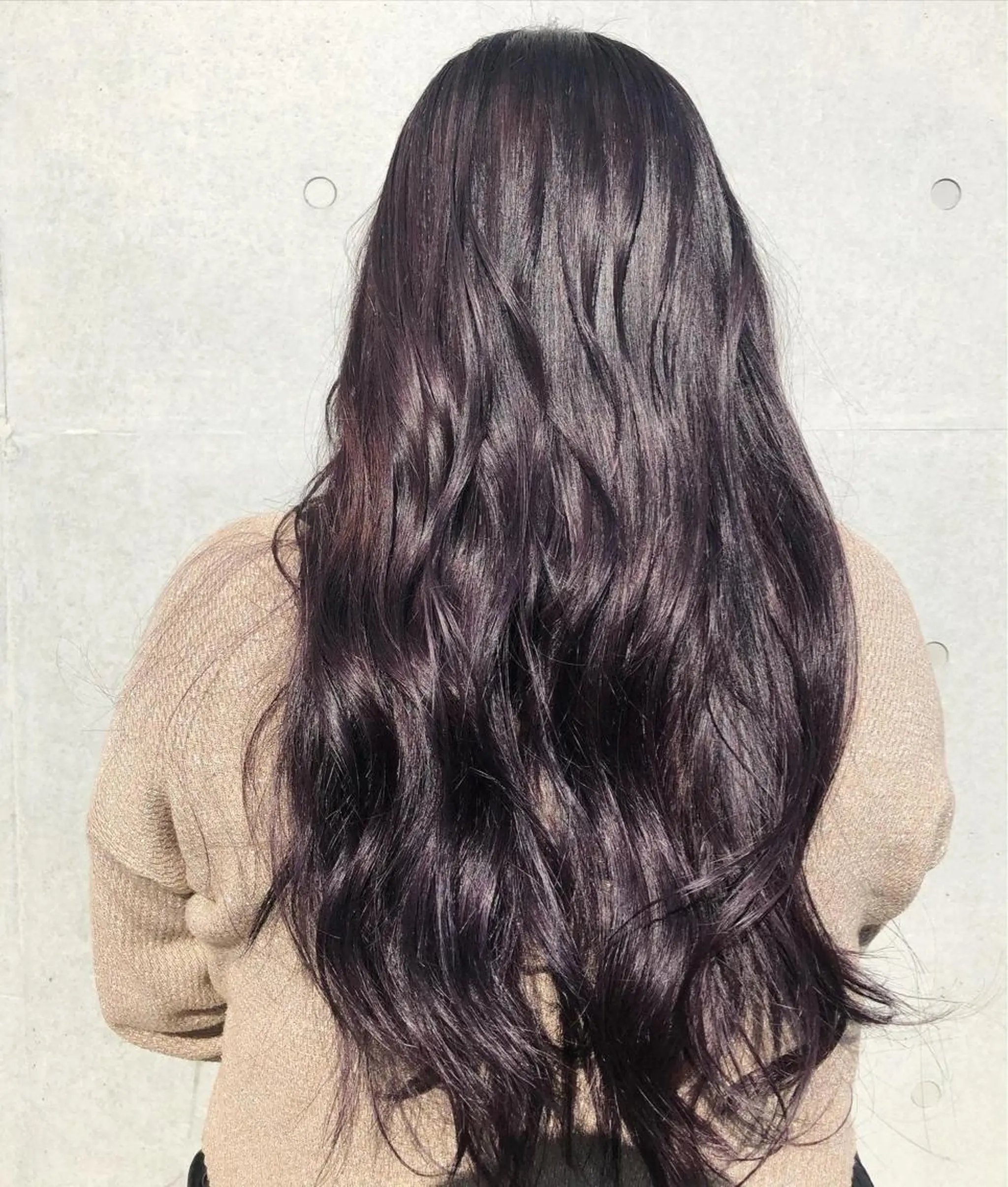 ロング カラー 透明感カラー ダブルカラー バイオレットカラー カット ヘアカラー くまがい みゆ【edge.】のヘアスタイル