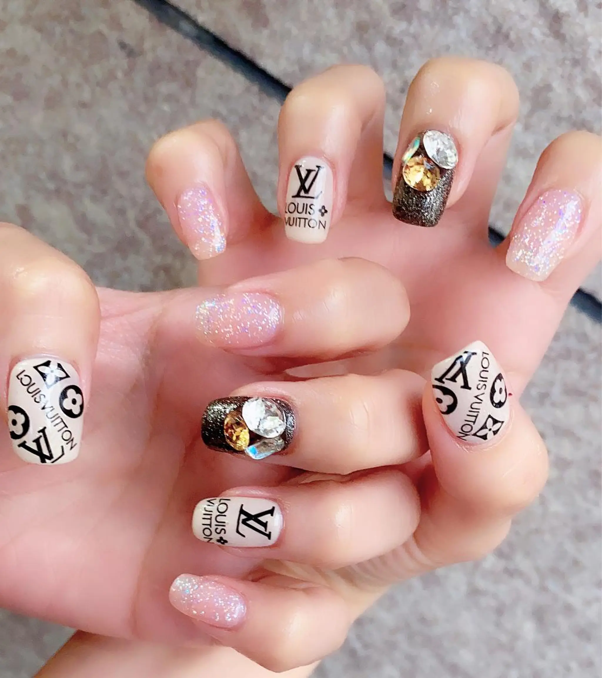 ネイル R salonのネイルデザイン