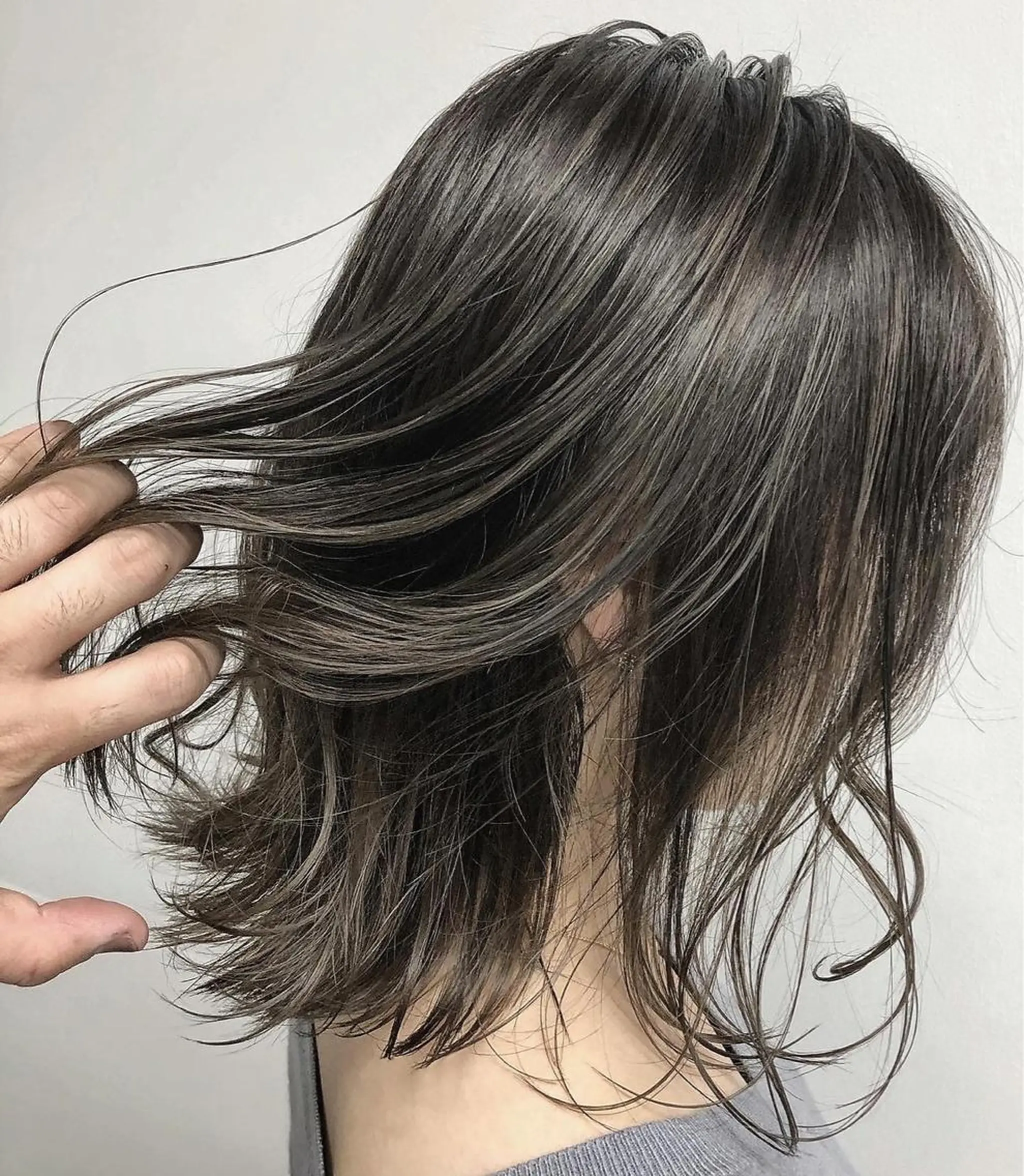 ミディアム カラー パーマ アディクシーカラー 透明感カラー 【公式】amble luxe池袋東口🩷のヘアスタイル