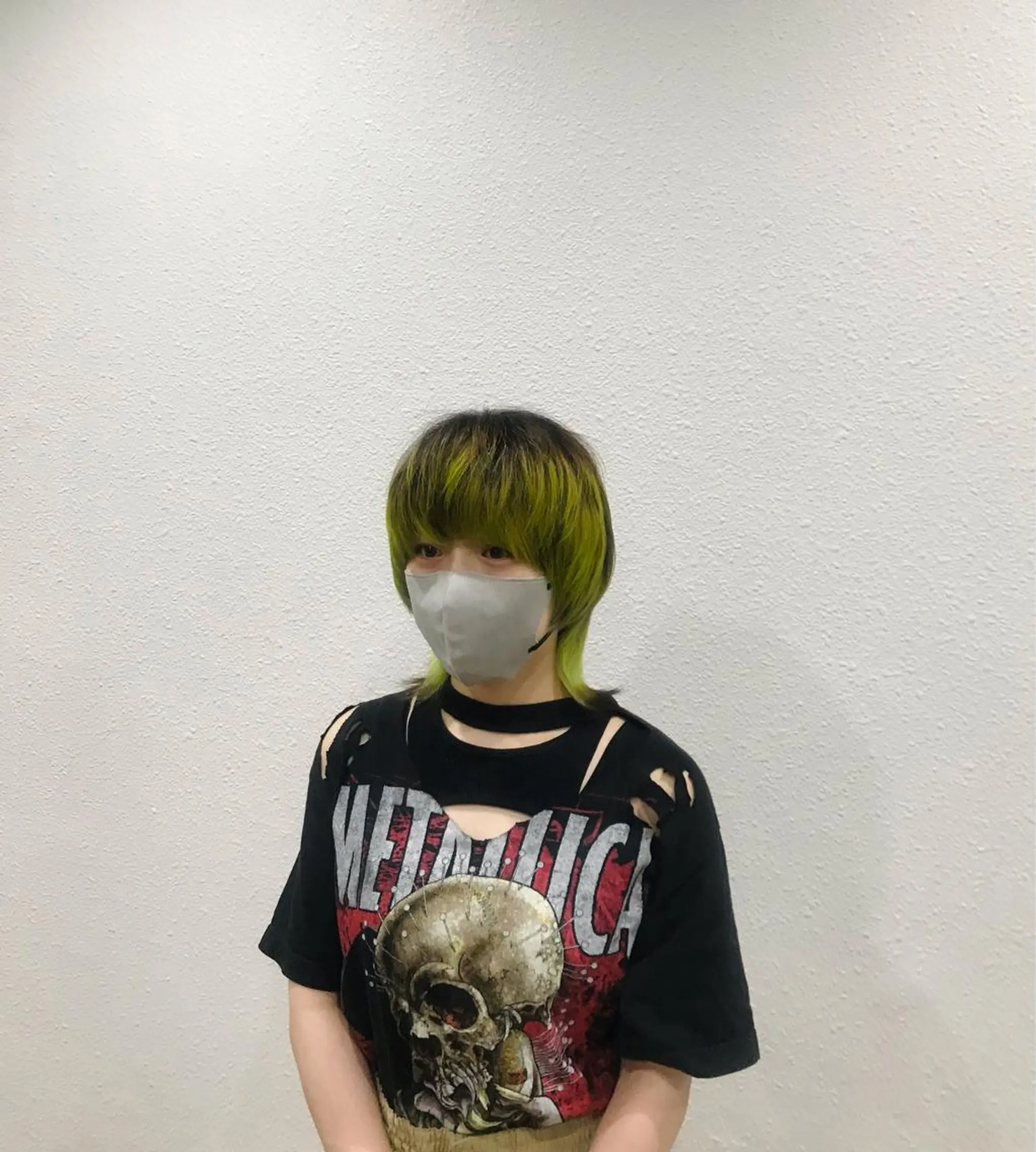 ショート カラー 石田 有矢のヘアスタイル
