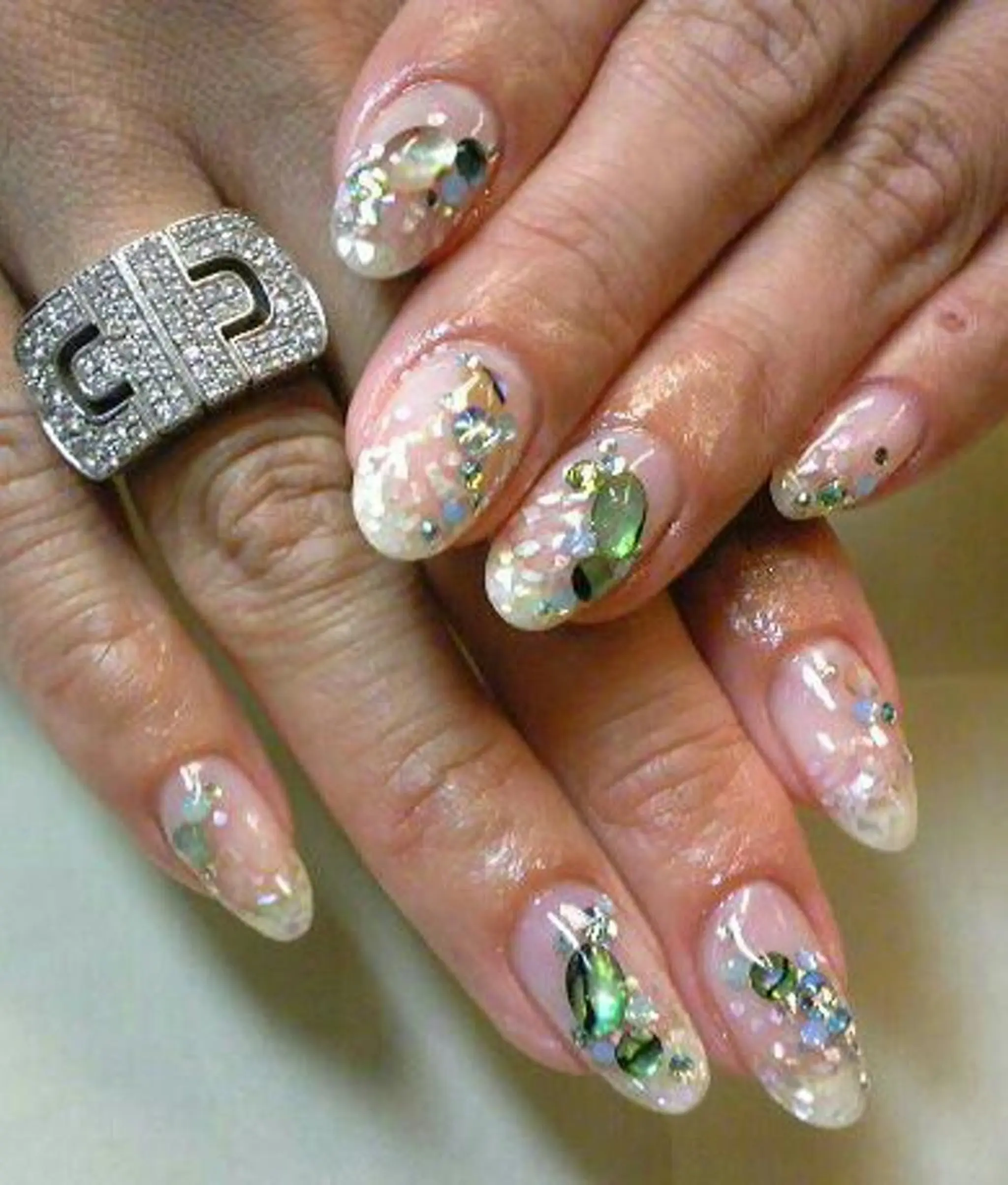 ネイル クリアネイル 三上 恵美のマツエク・マツパデザイン