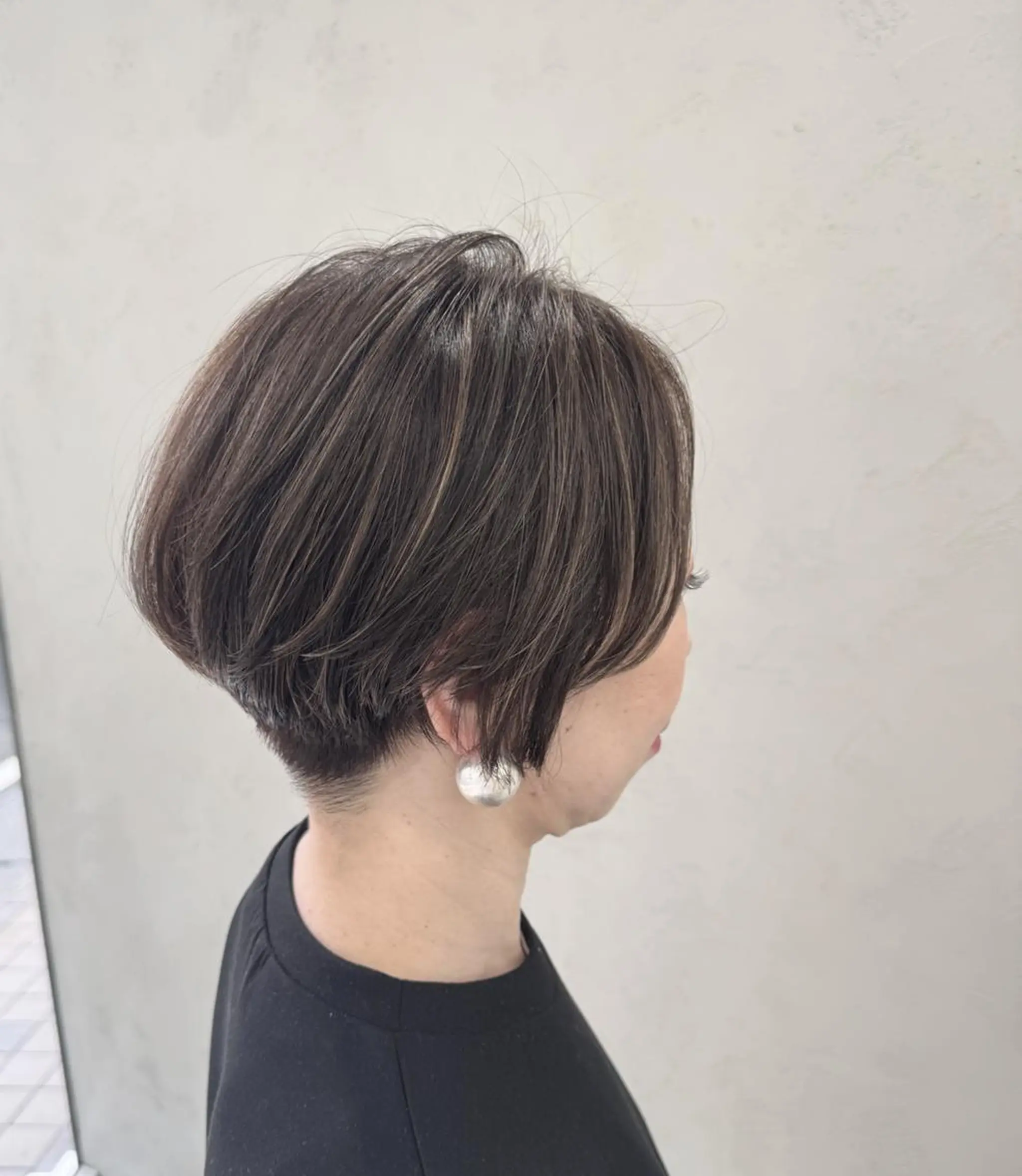 ショート カラー ブリーチなし透明感 カラー✨横山 佳希のヘアスタイル