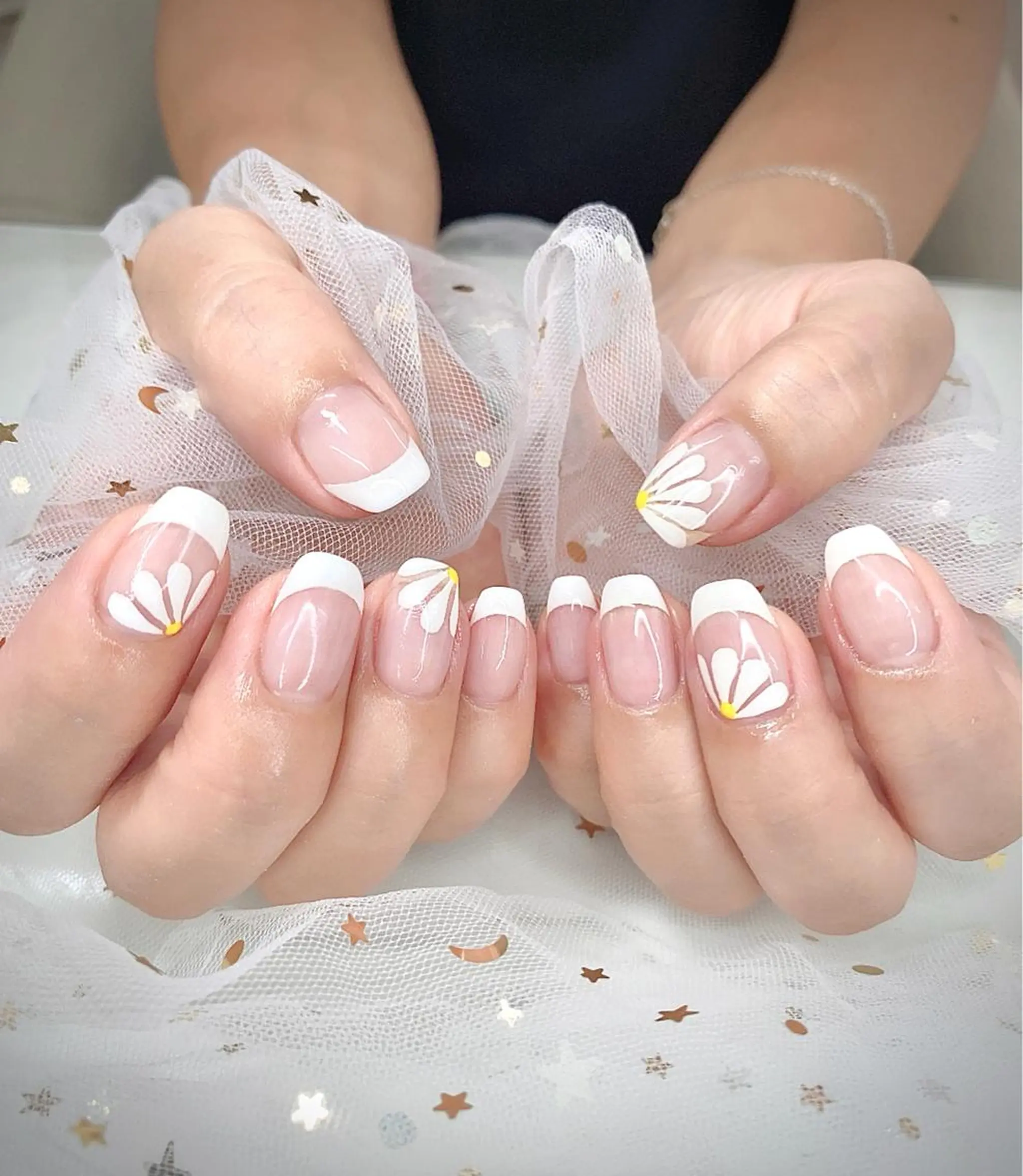 ネイル I-nailロング /ワンホン/キラキラのネイルデザイン