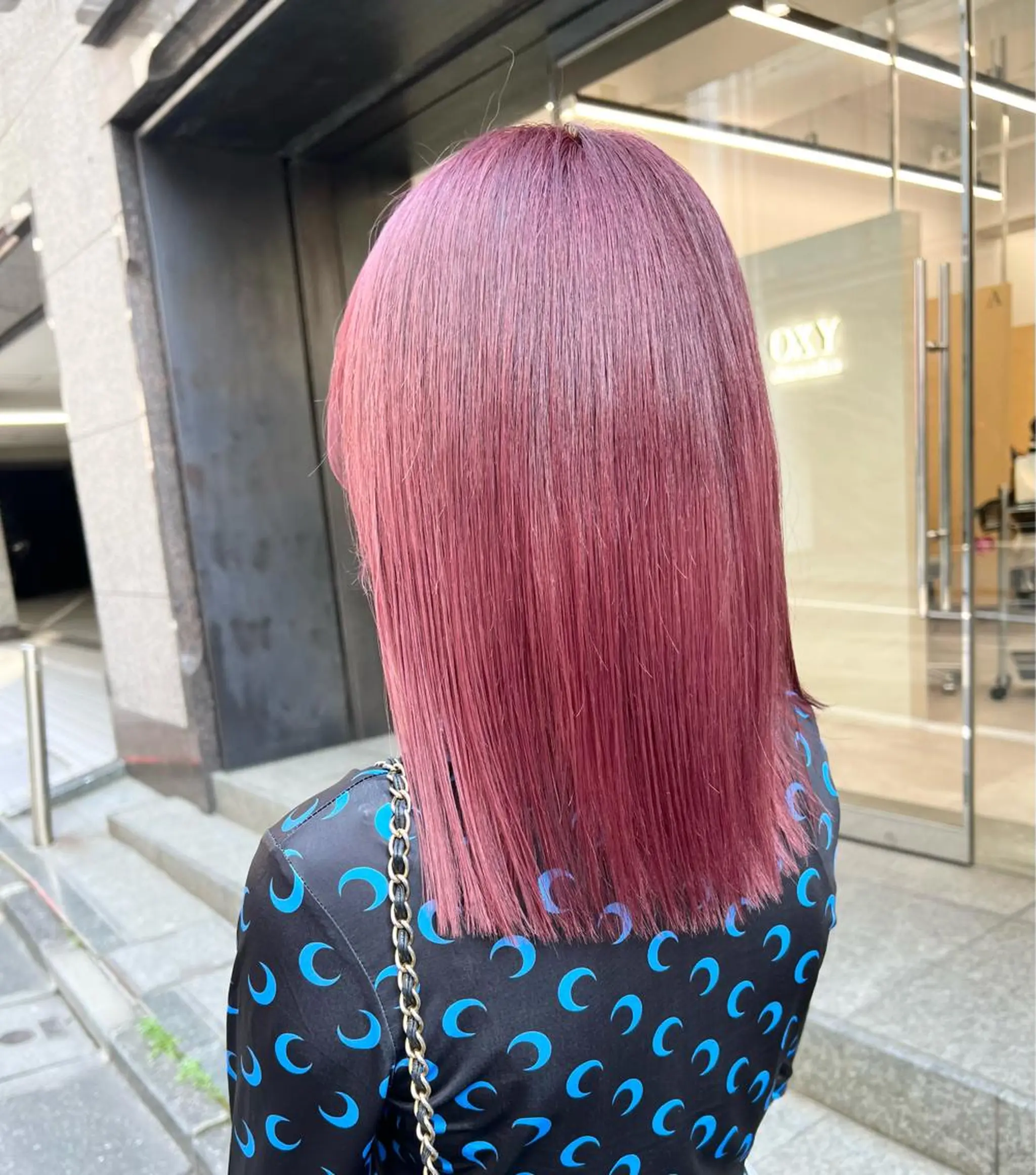 ミディアム カラー カット ヘアカラー トリートメント ヘアセット 🫧艶ダブルカラー ブリーチ🫧トモヤのヘアスタイル