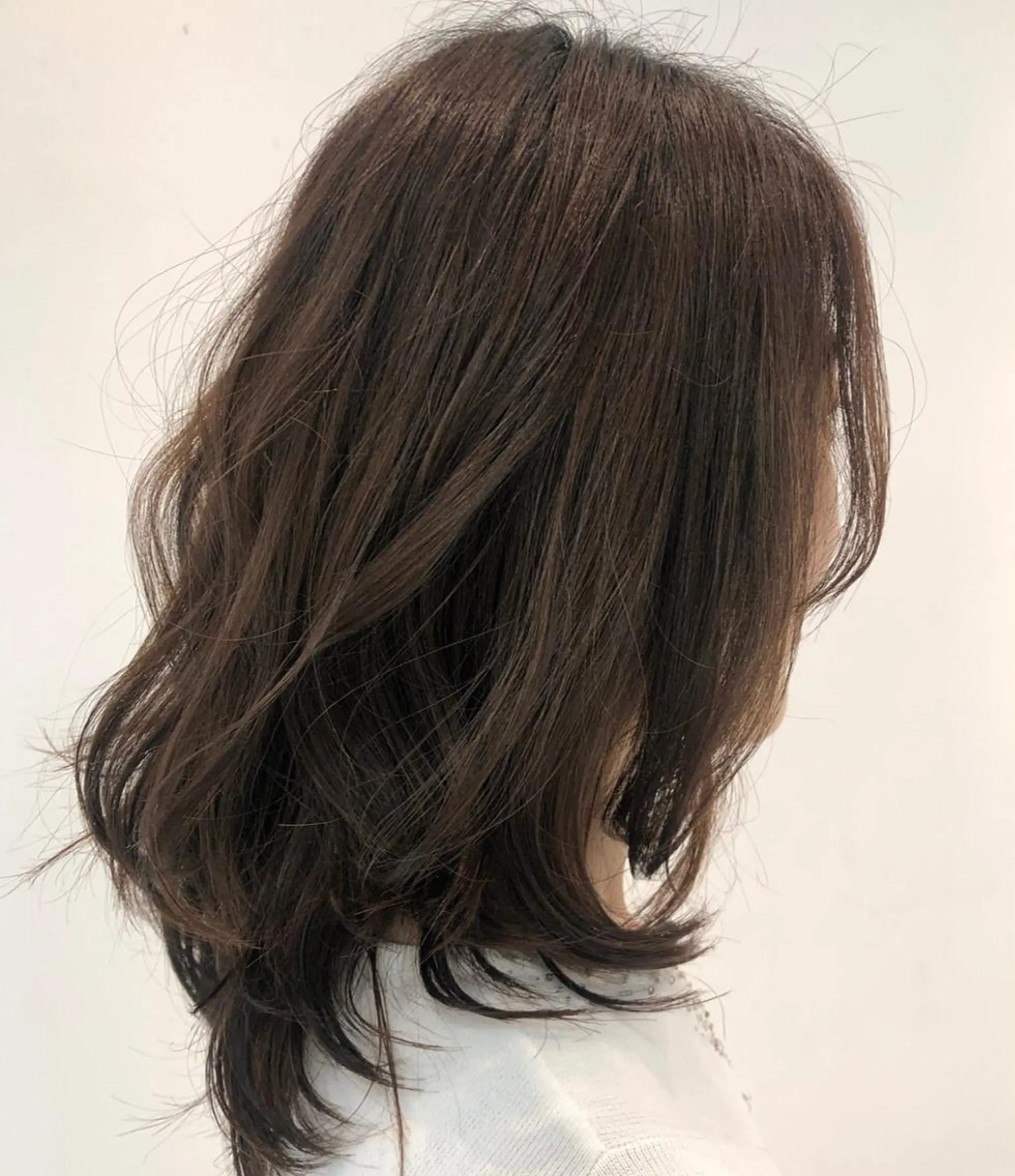 ロング 磯山 直貴のヘアスタイル