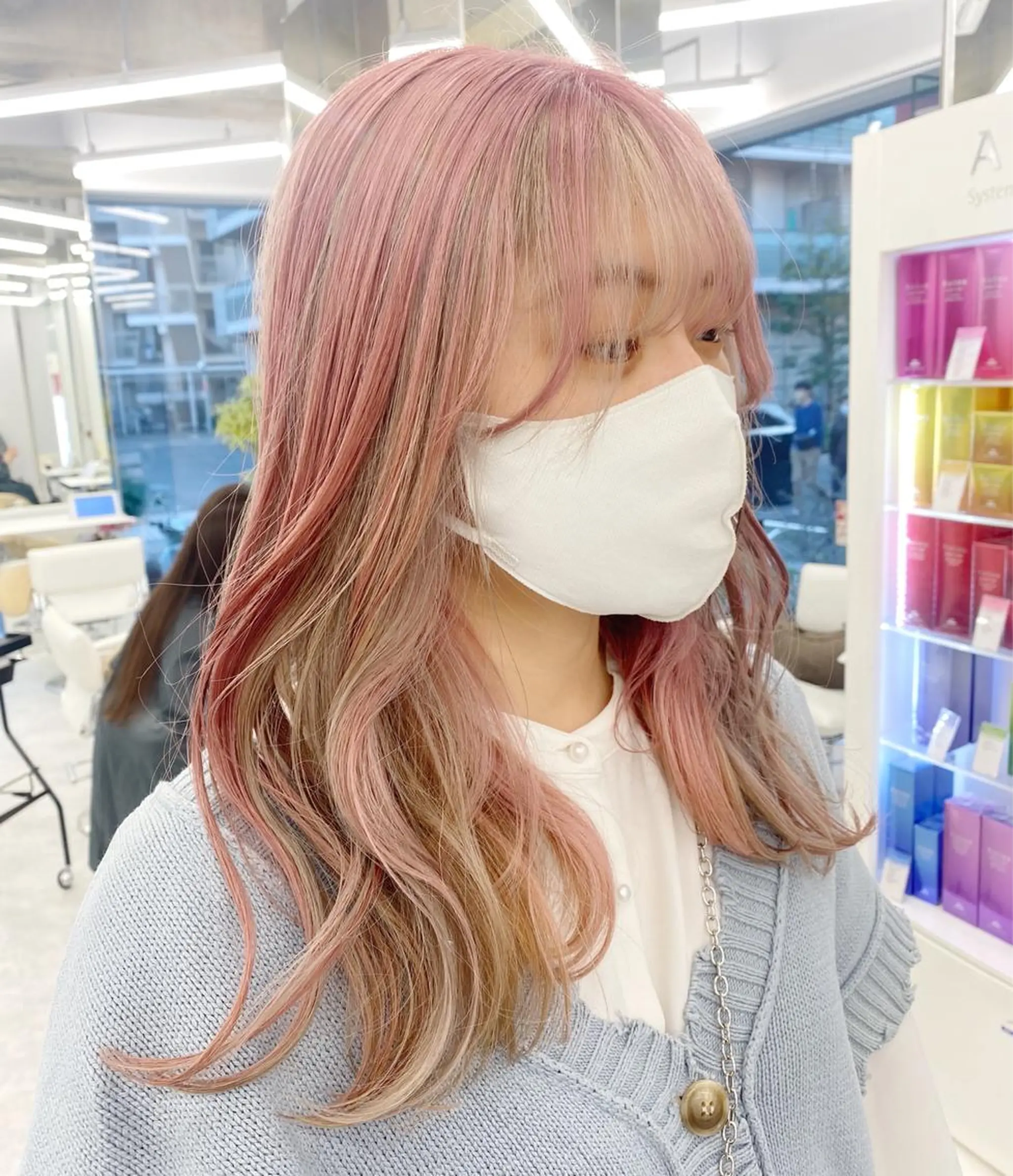 セミロング カラー ヘアアレンジ 🌈haru🌻 藤沢ハイトーン🌈のヘアスタイル