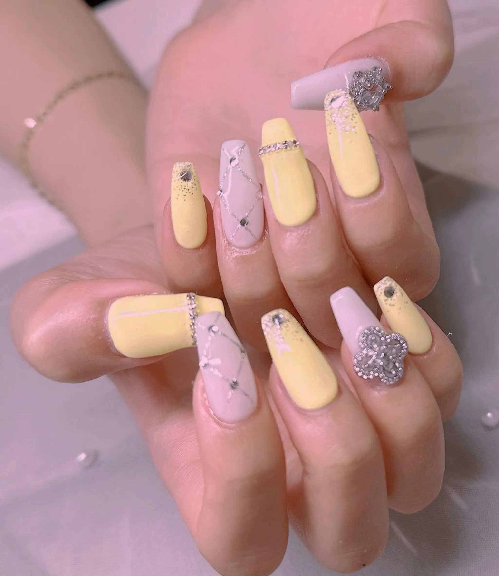 ネイル エムズ エムズのマツエク・マツパデザイン