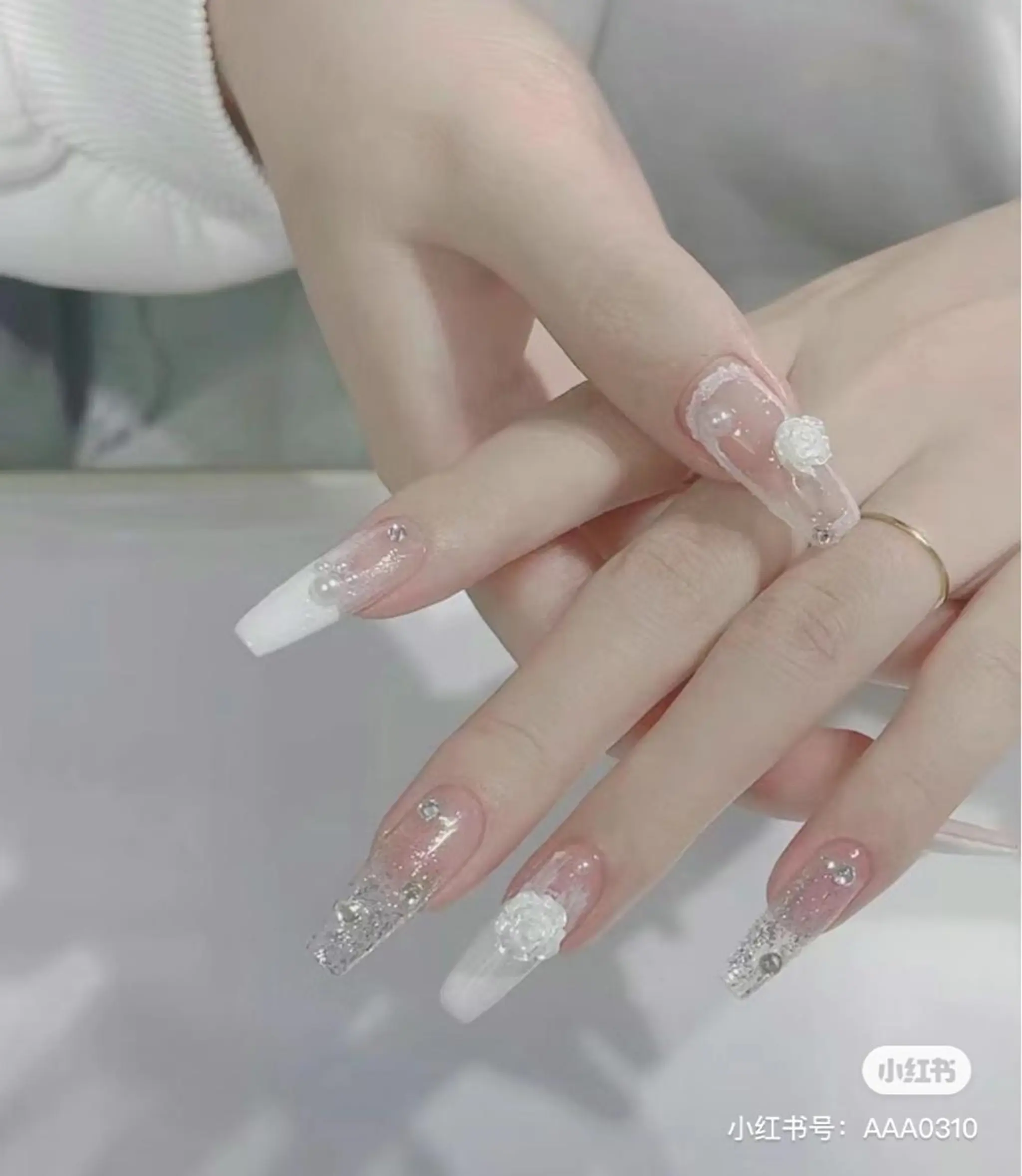 ネイル THE  ONE 藤本のネイルデザイン