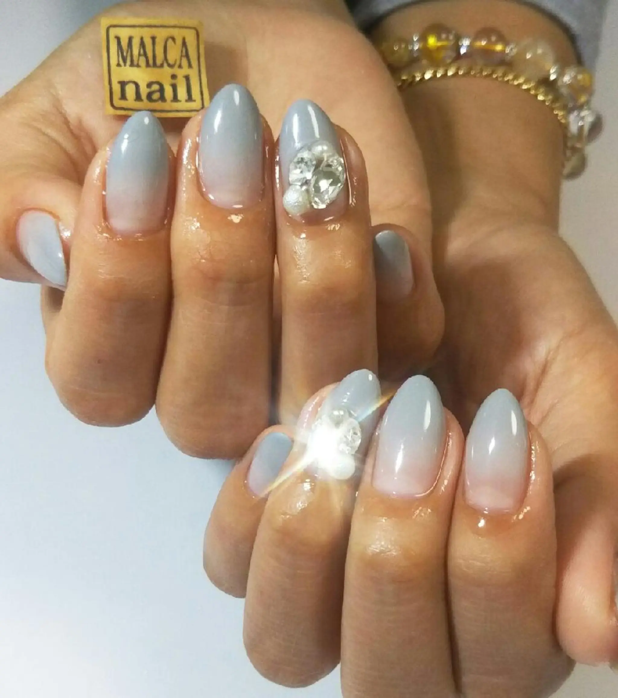 ヘアアレンジ パーマ カラー キッズ ネイル ミディアム 荒木 莉奈のネイルデザイン