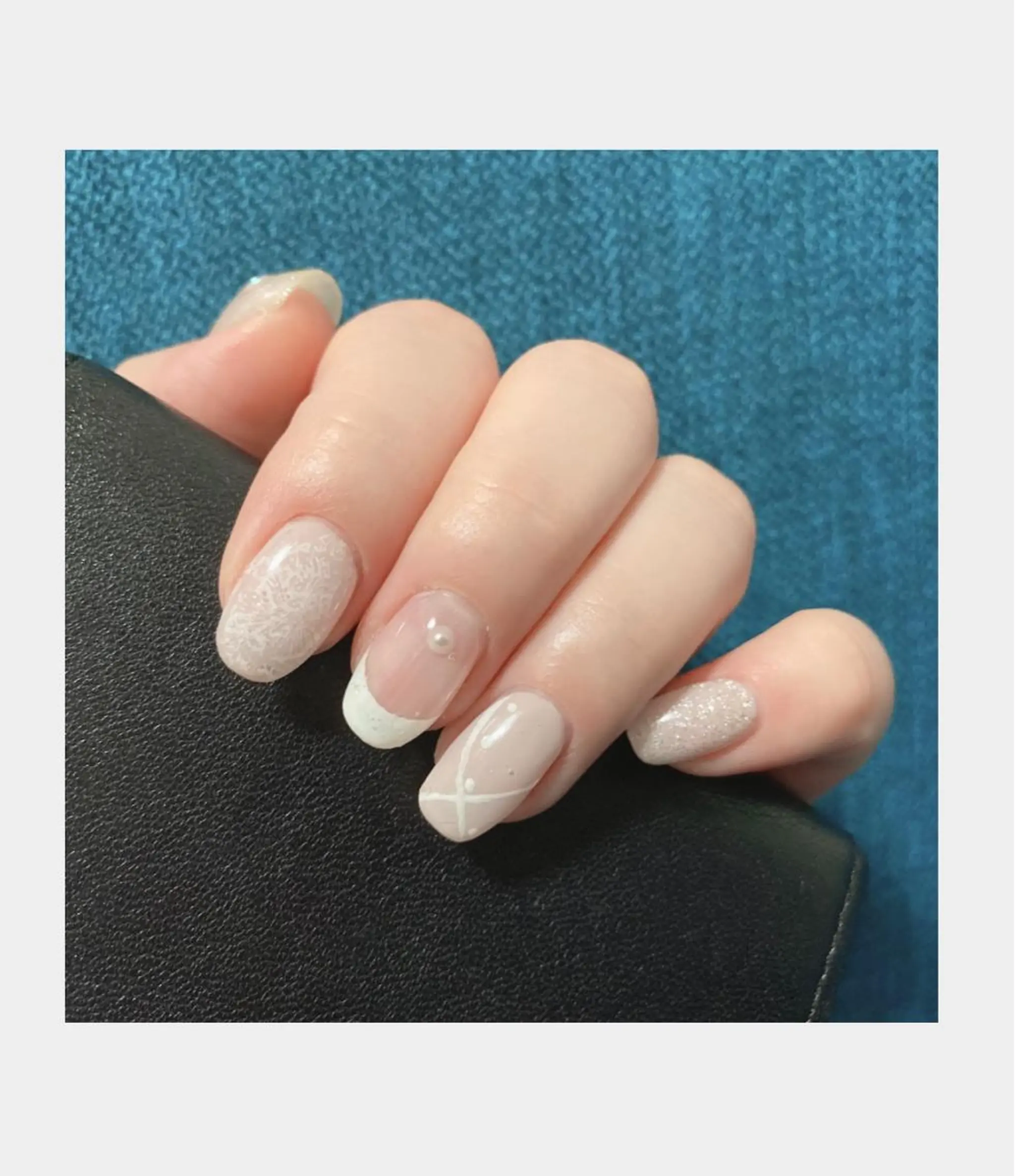 ネイル I-nailロング /ワンホン/キラキラのネイルデザイン