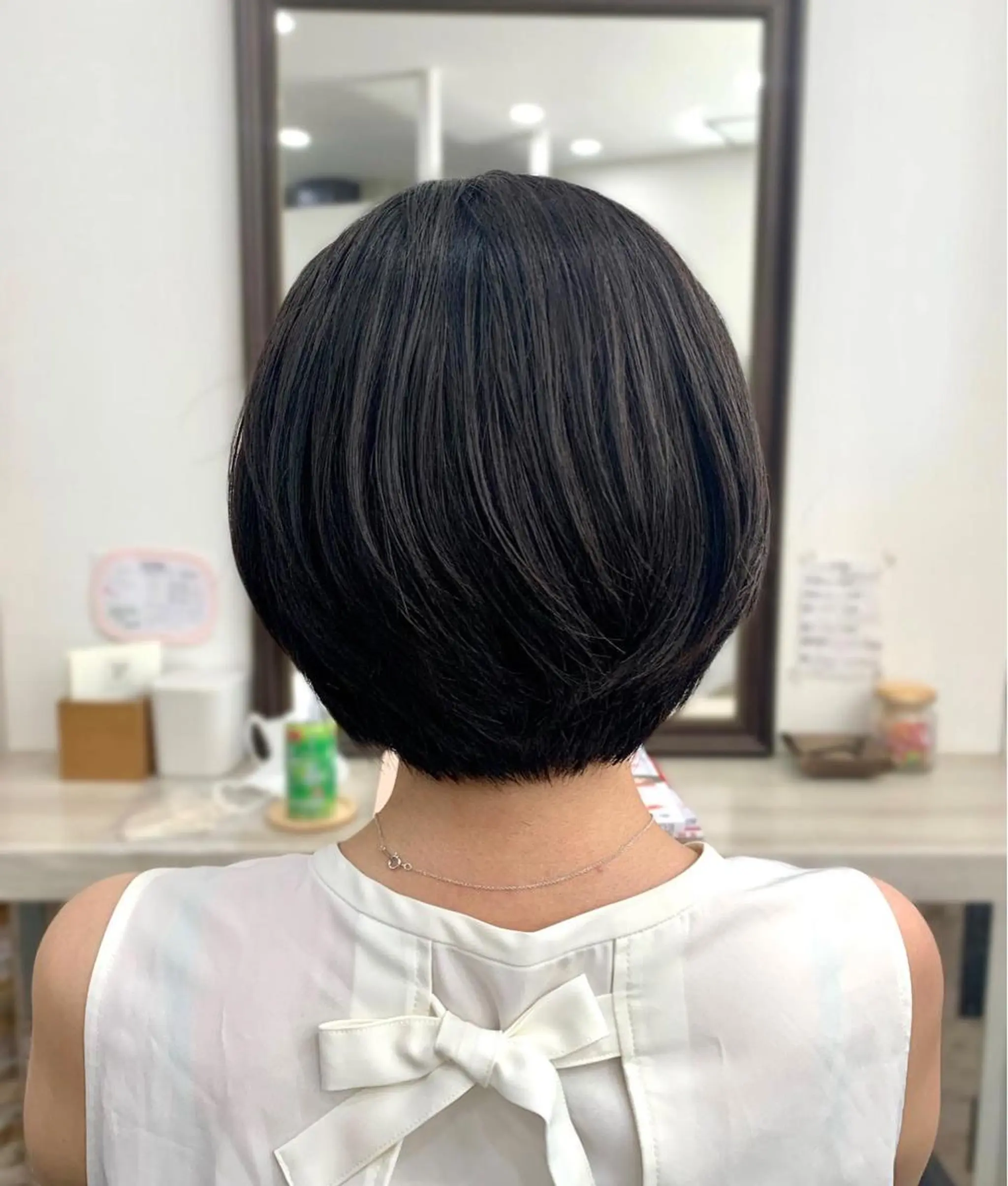 ショート カラー 中崎町／似合わせ cut🔸山路ナオコのヘアスタイル