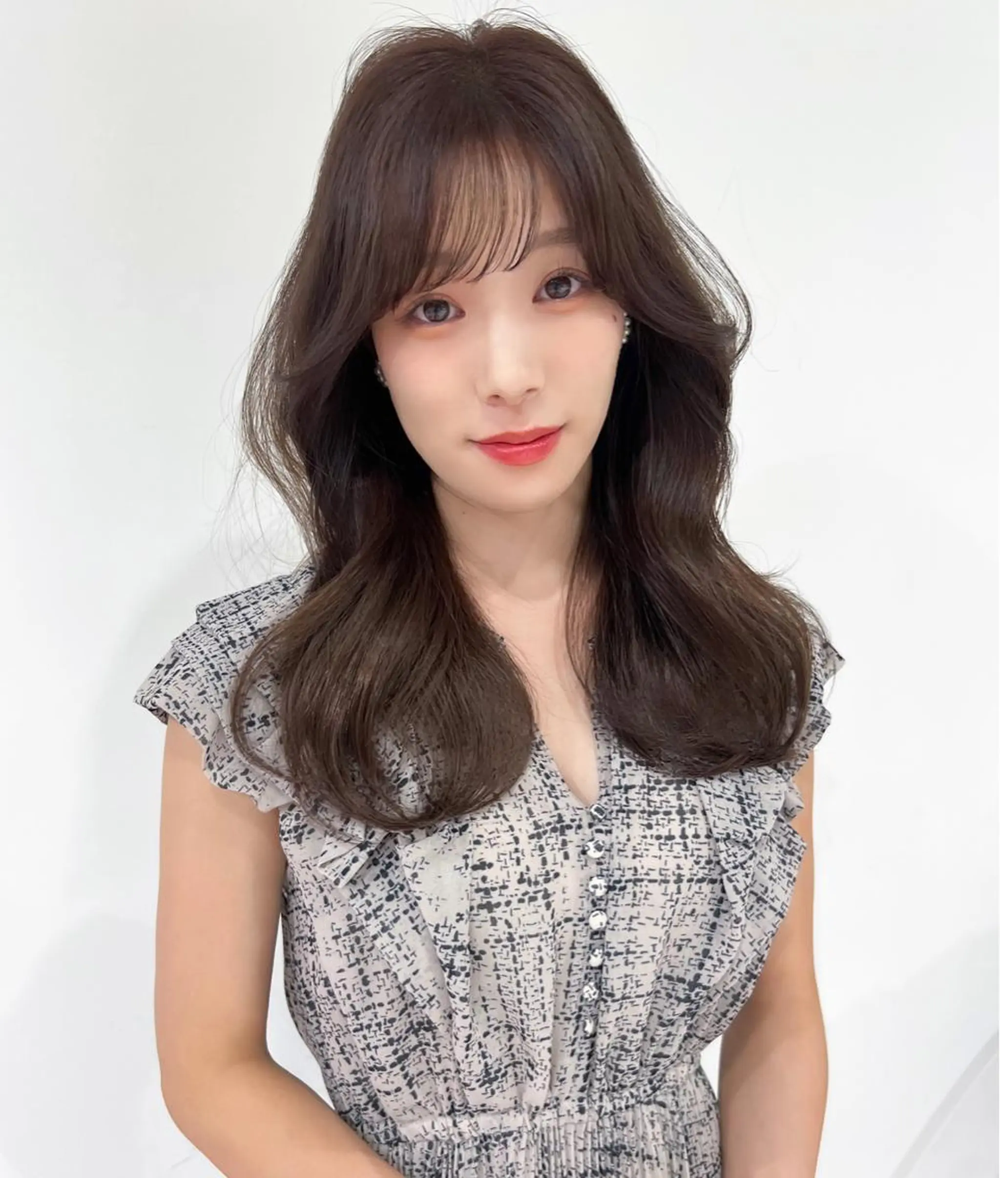 セミロング 韓国風ヘア レイヤーカット 韓国風レイヤーカット ryotaのヘアスタイル